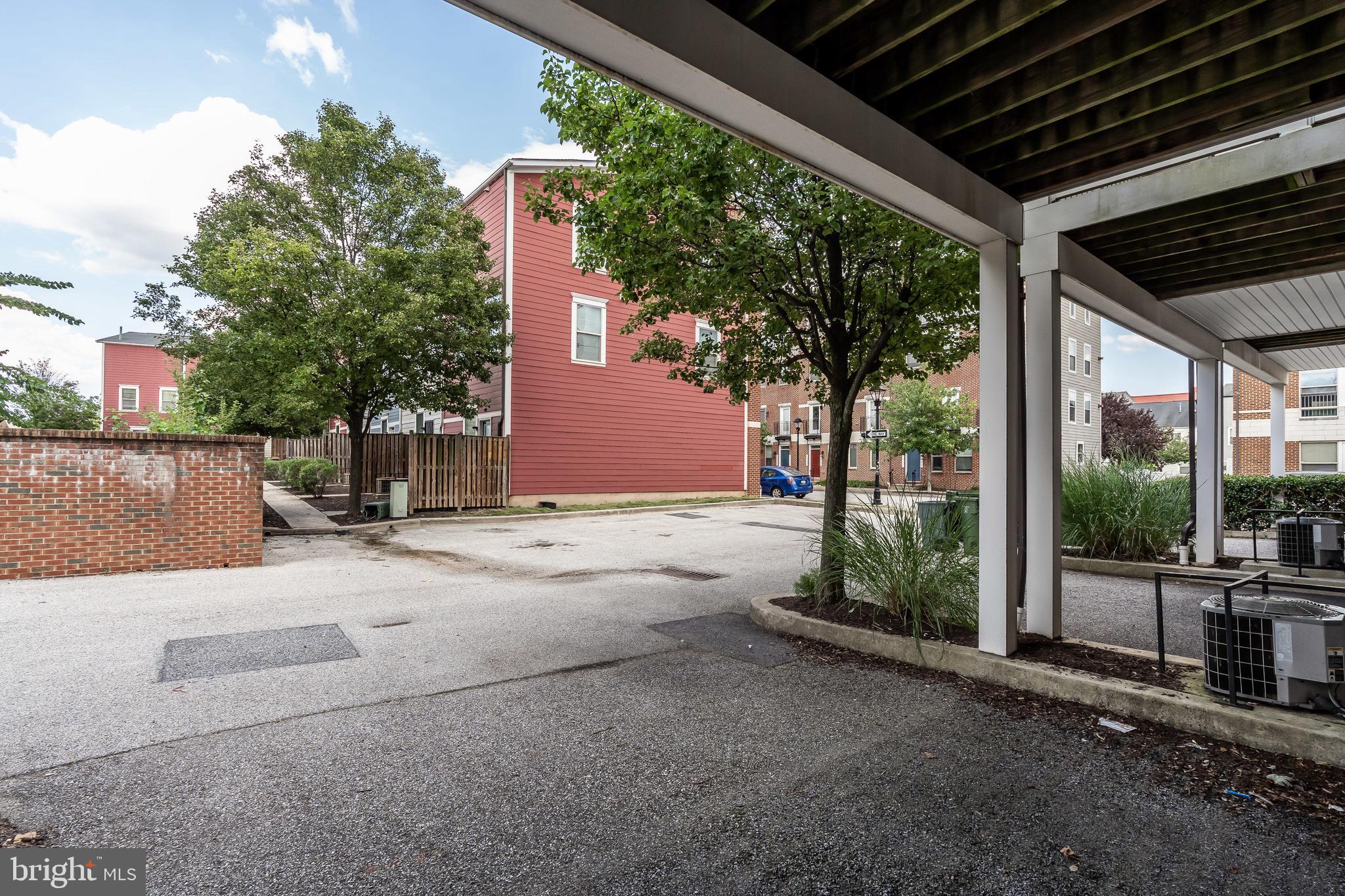 ALBEMARLE SQUARE - Residential Lease