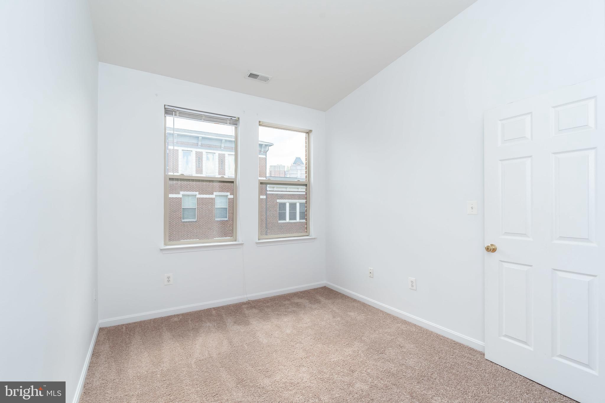 ALBEMARLE SQUARE - Residential Lease