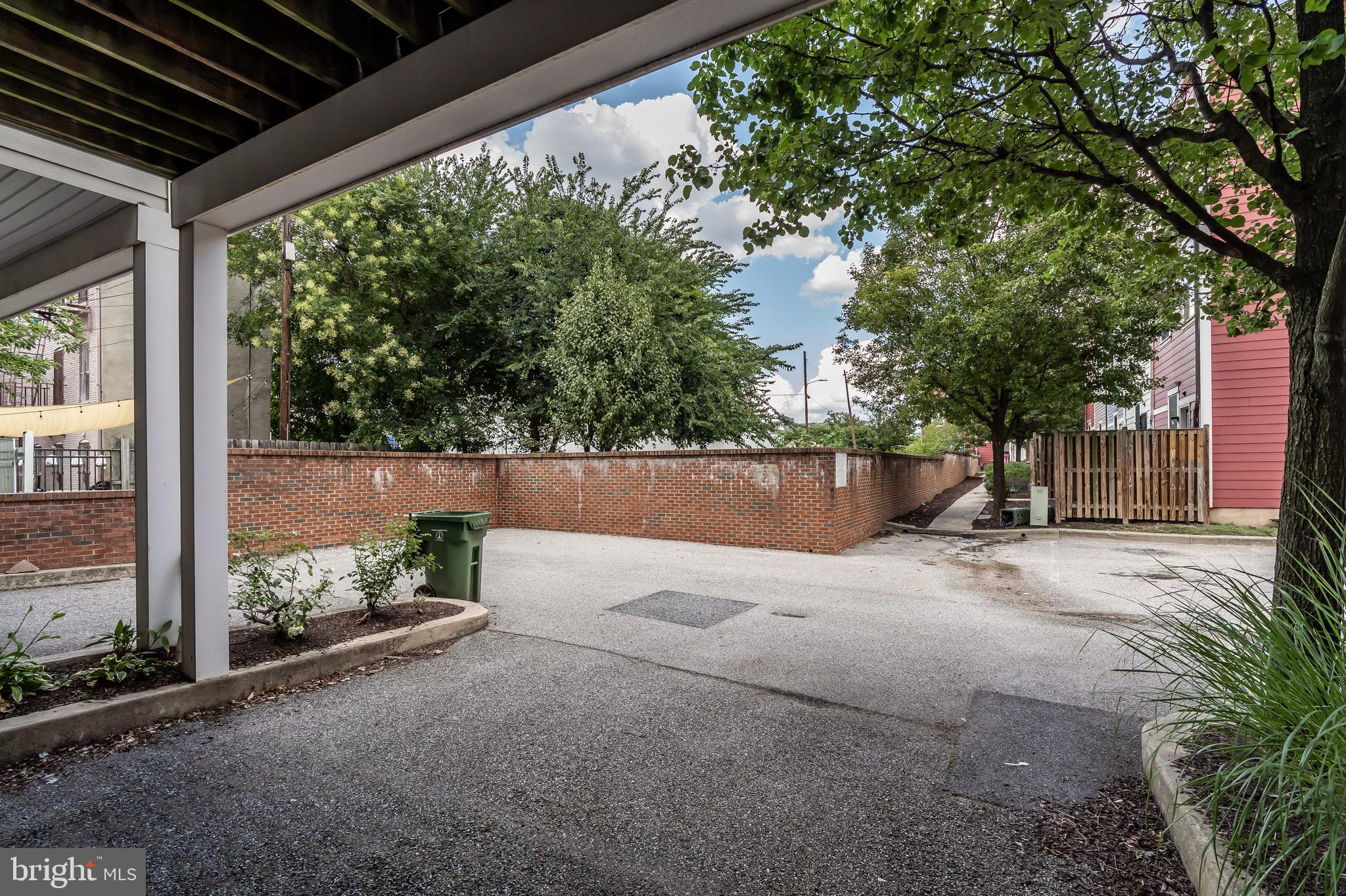 ALBEMARLE SQUARE - Residential Lease