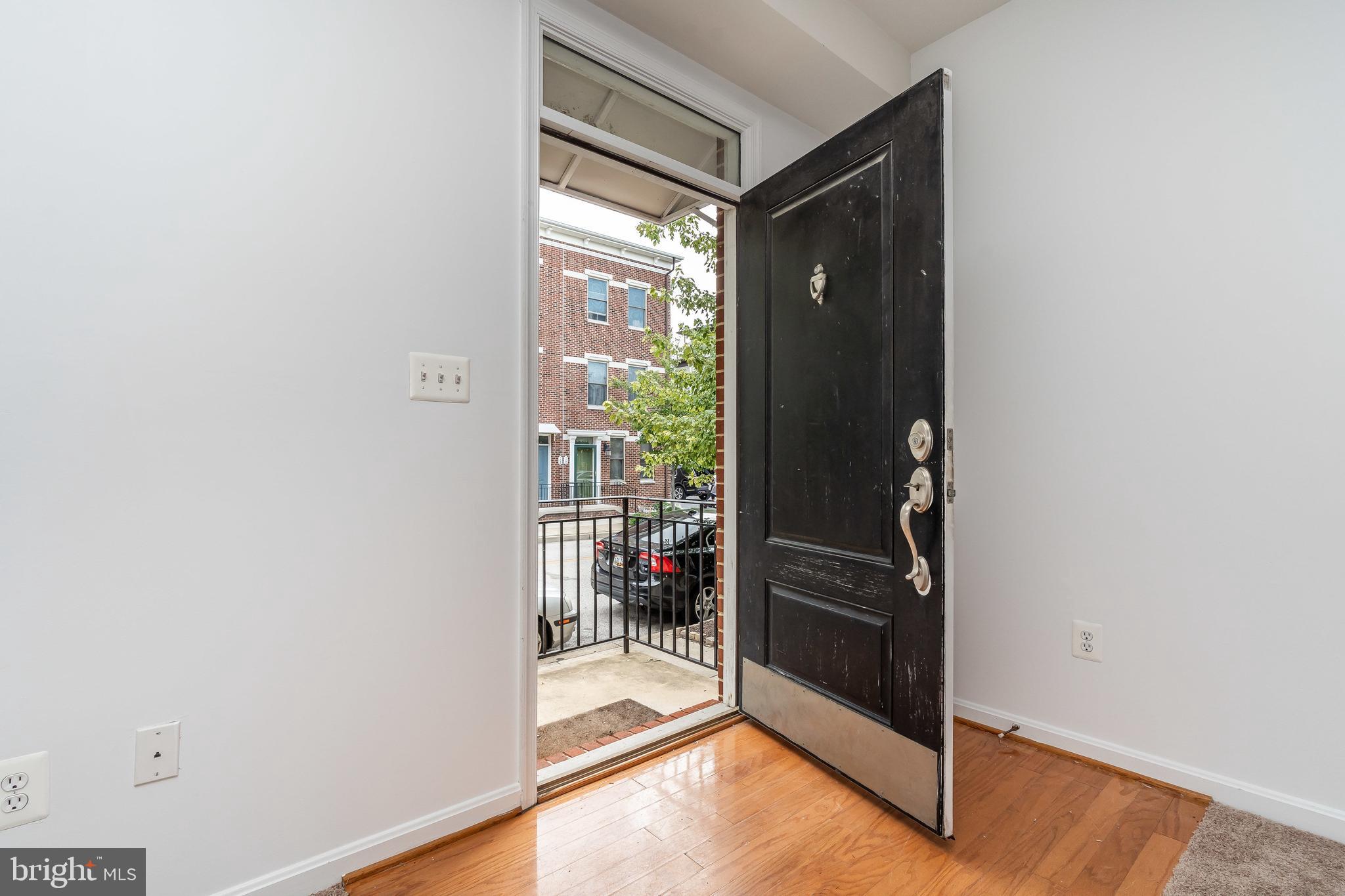 ALBEMARLE SQUARE - Residential Lease