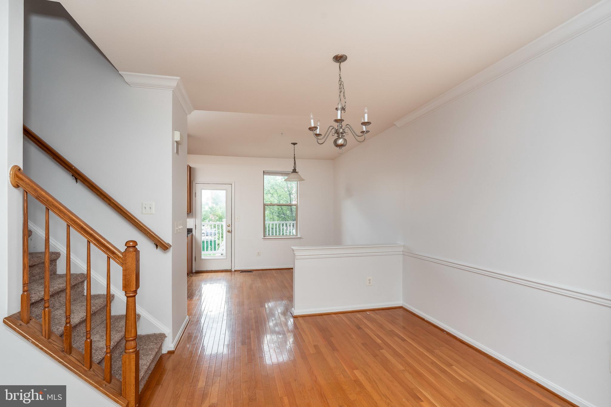 ALBEMARLE SQUARE - Residential Lease