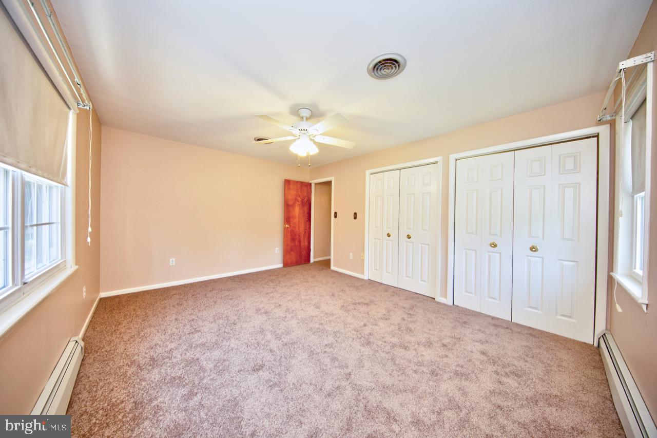 WINDSOR  MILL - Residential