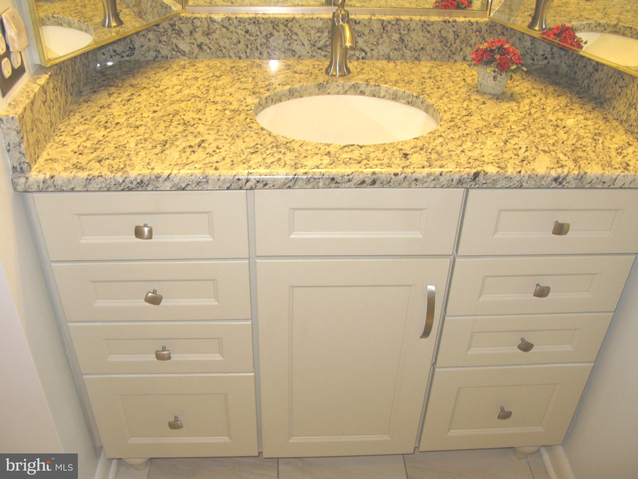 WINDSOR  MILL - Residential