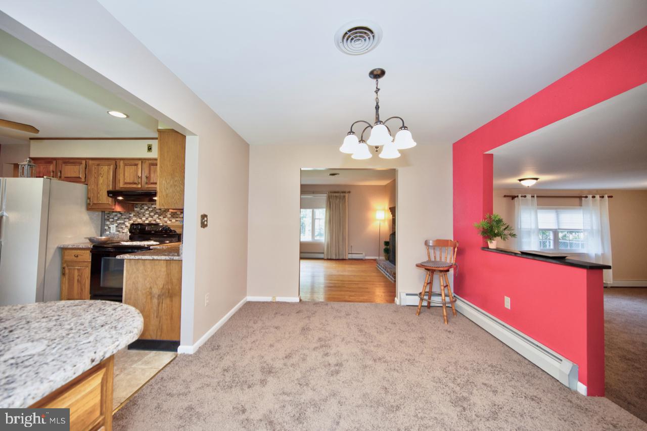 WINDSOR  MILL - Residential