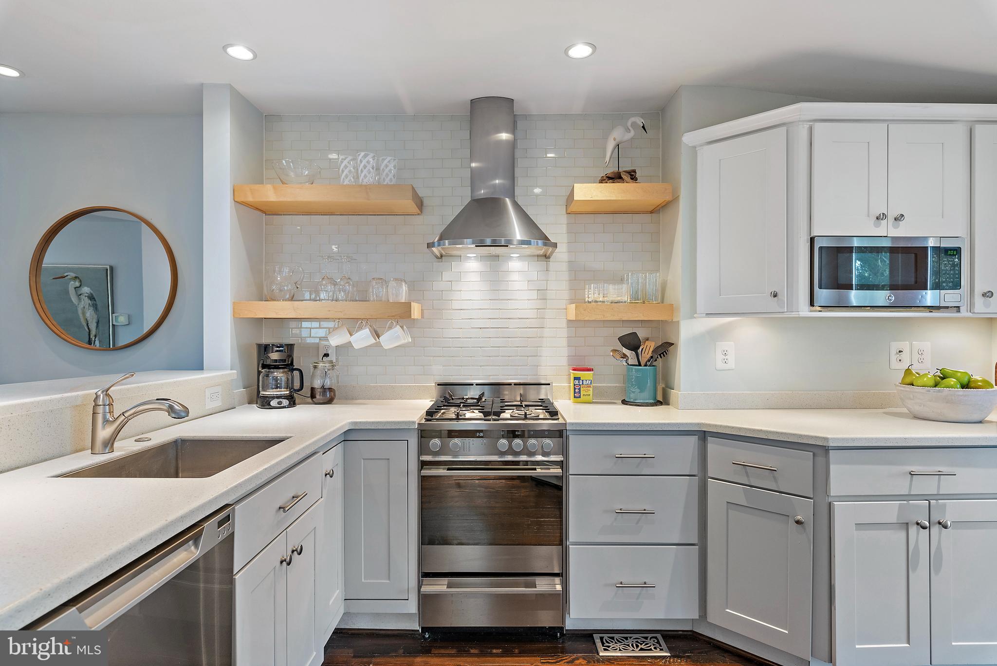 EASTPORT - Residential