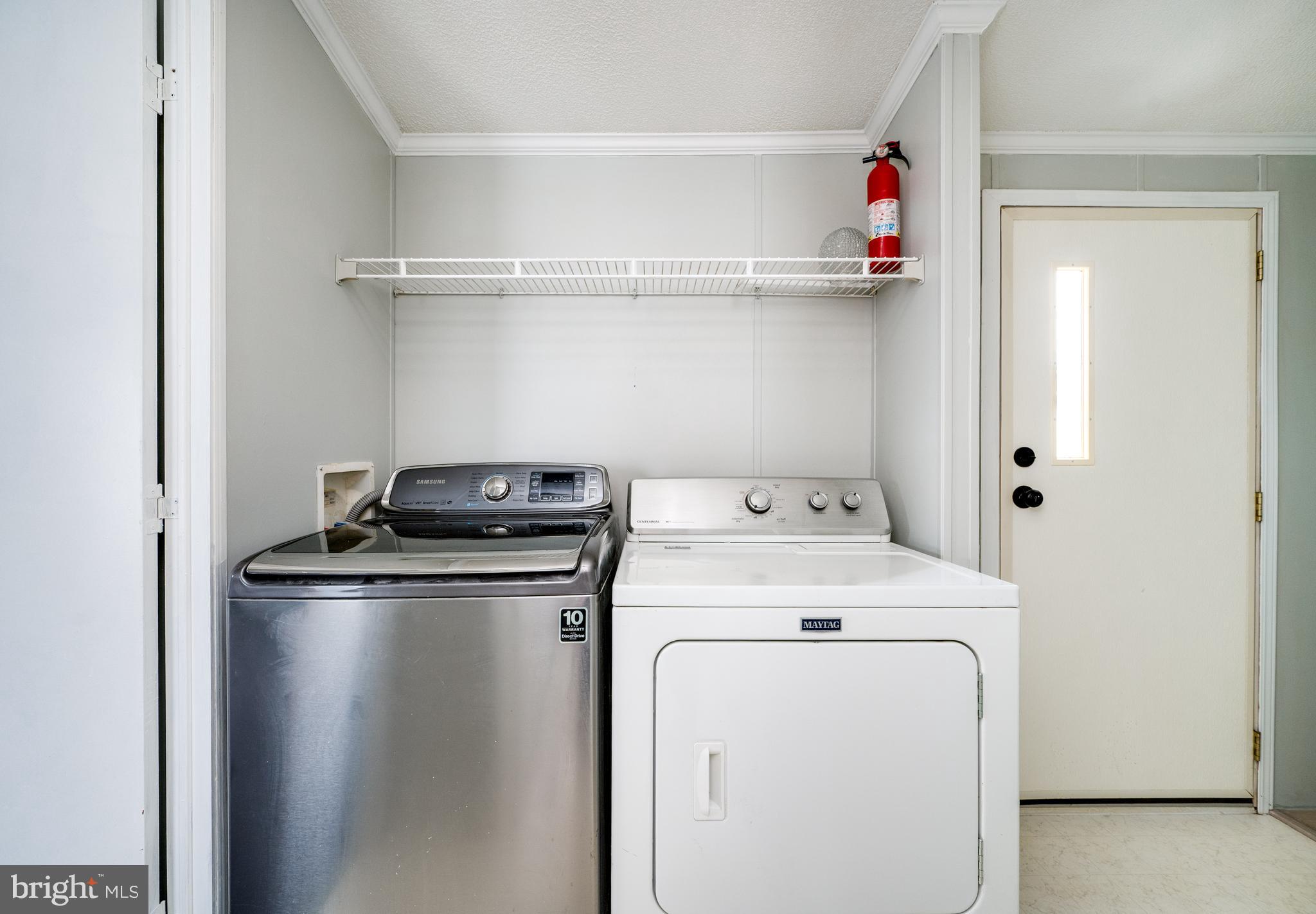 LAUREL COMMONS - Residential