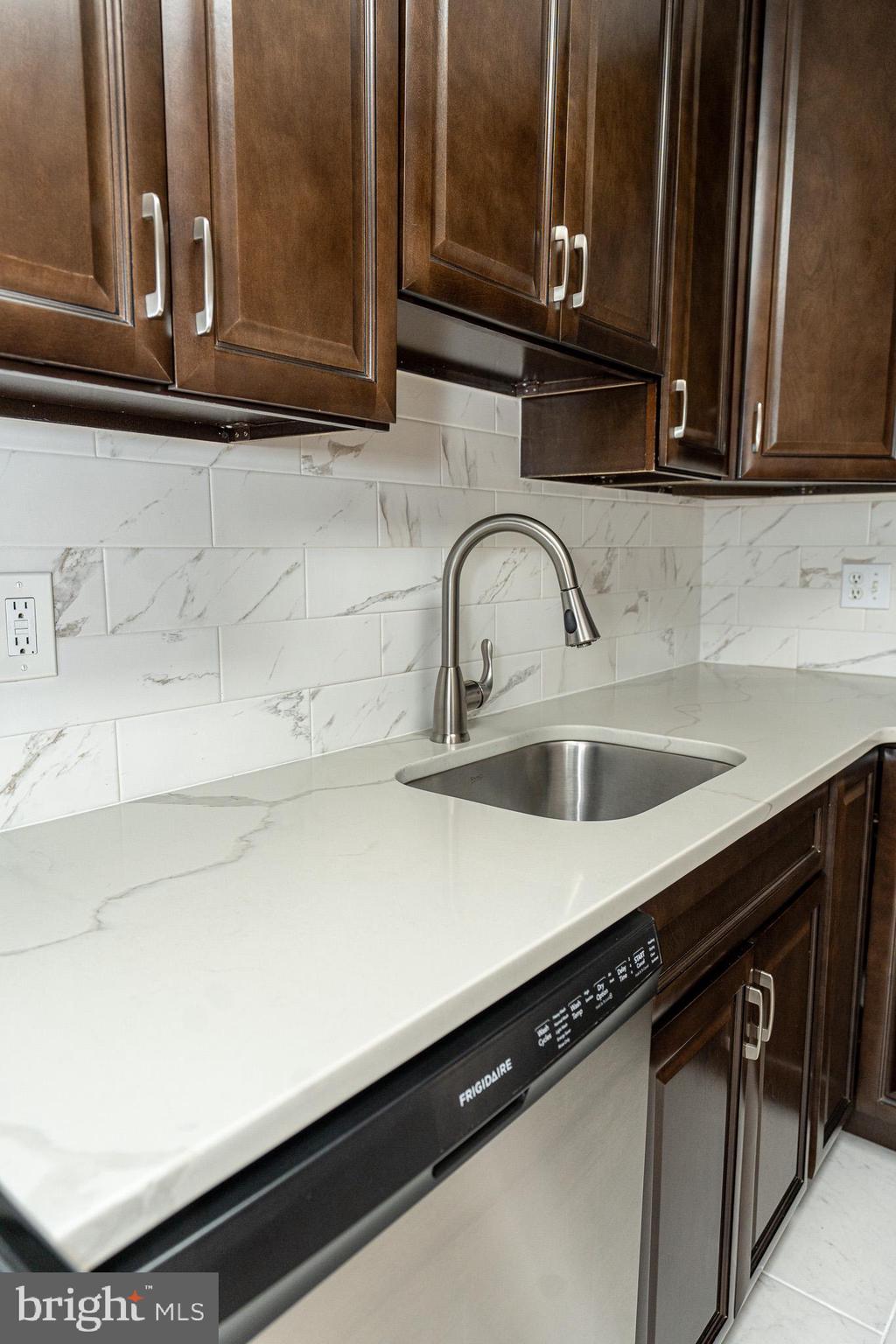 WOODSDALE - Residential