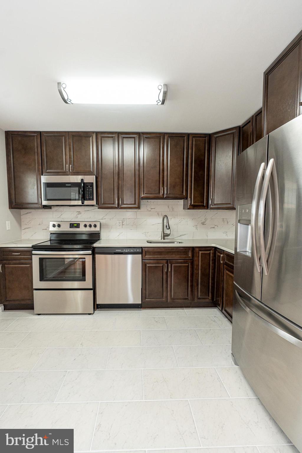 WOODSDALE - Residential