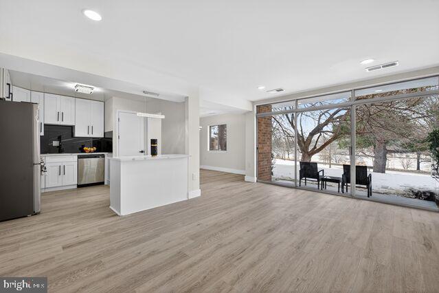 18611 WALKERS CHOICE ROAD 18611