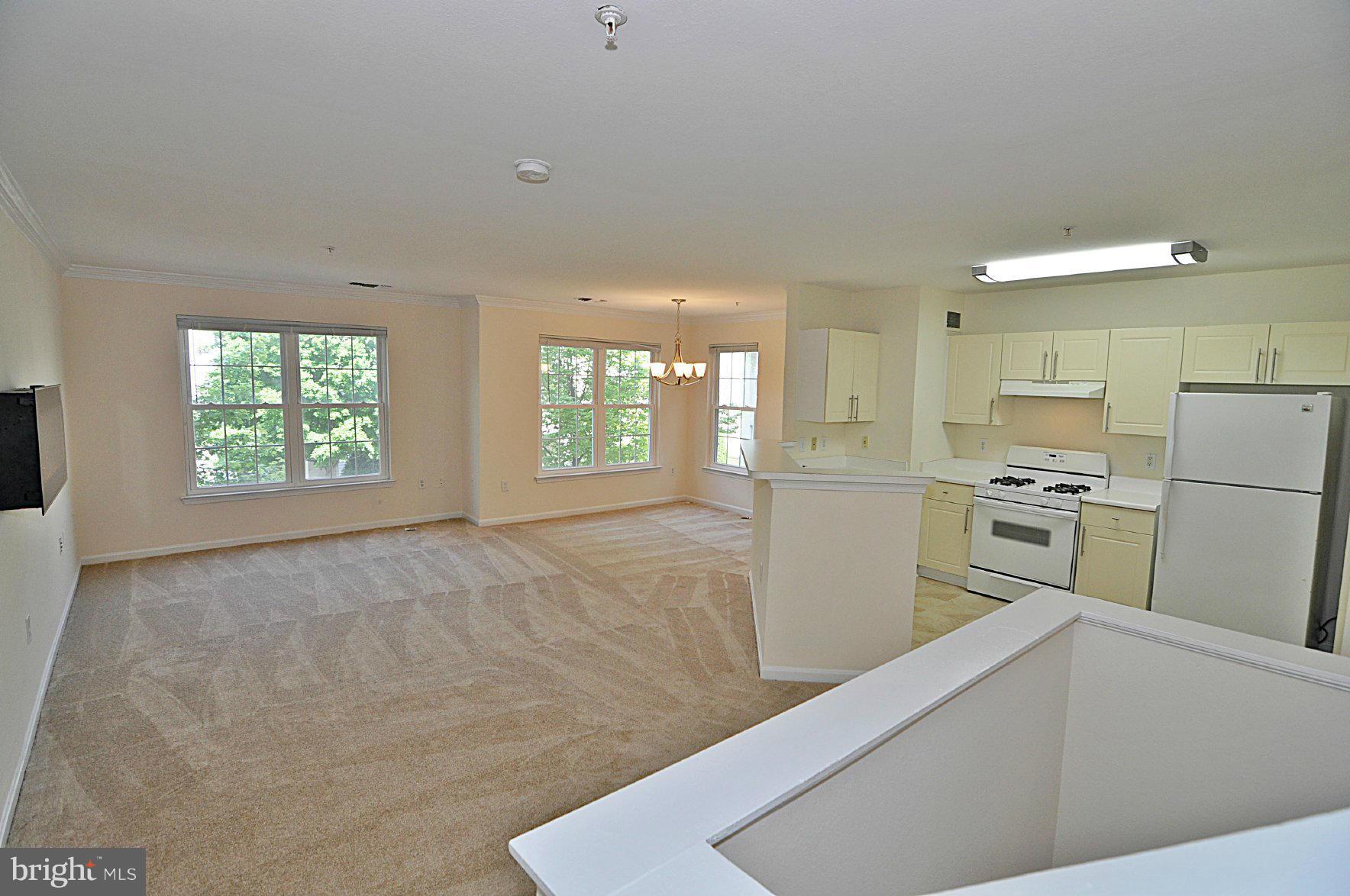 GATES OF FAIR LAKES - Residential Lease