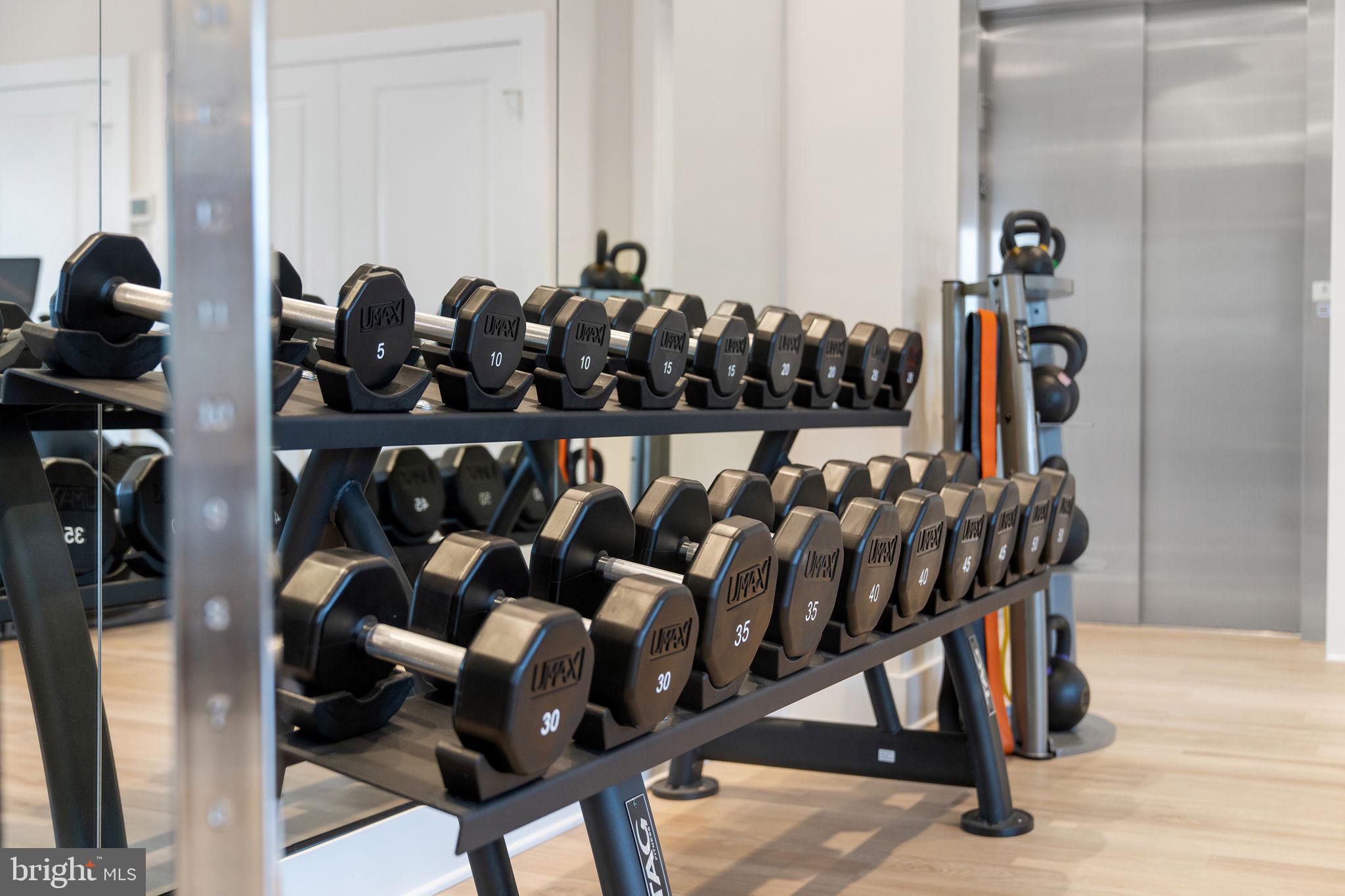 CHAIN BRIDGE - Residential