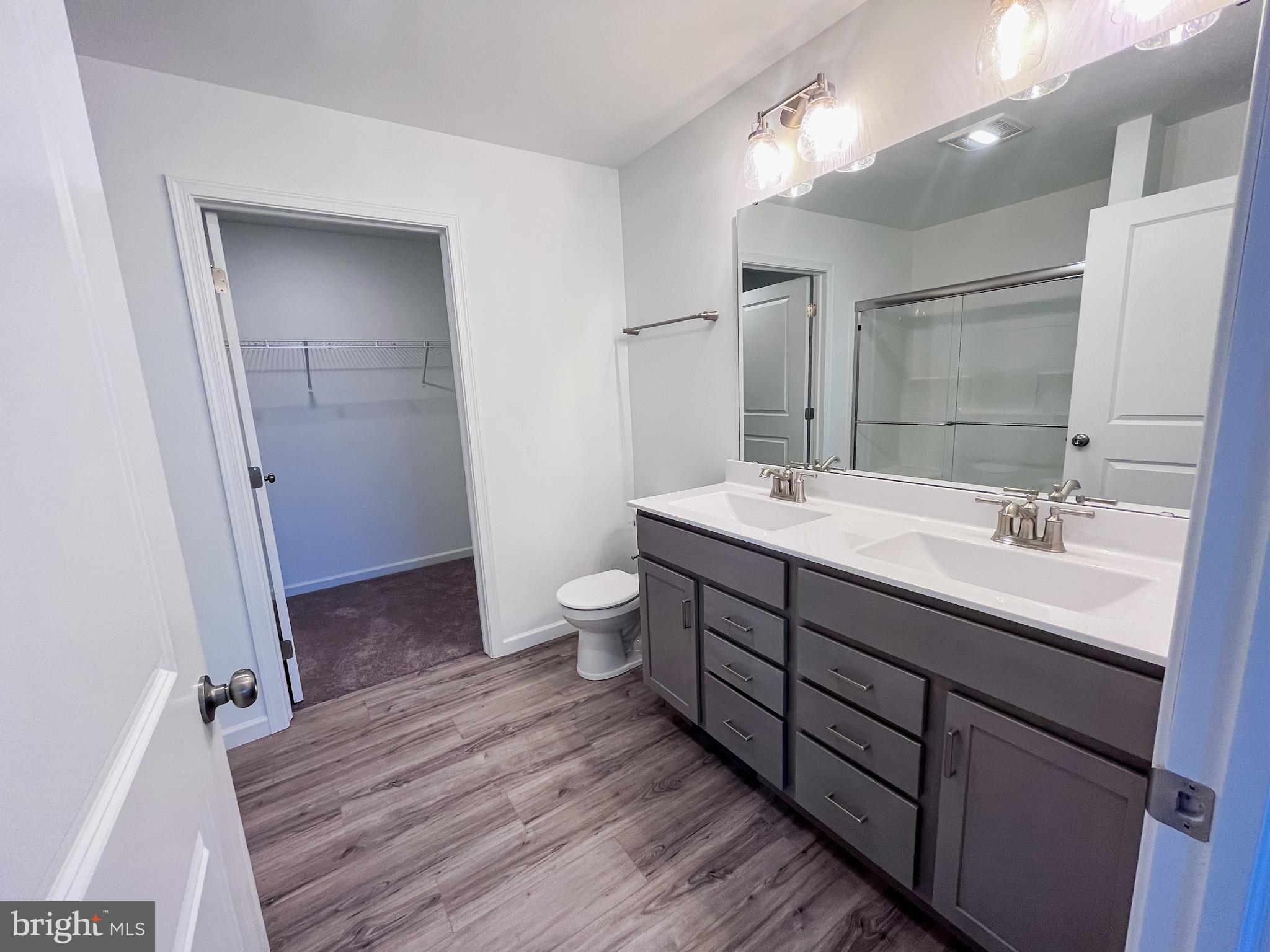 STONE MILL ESTATES - Residential