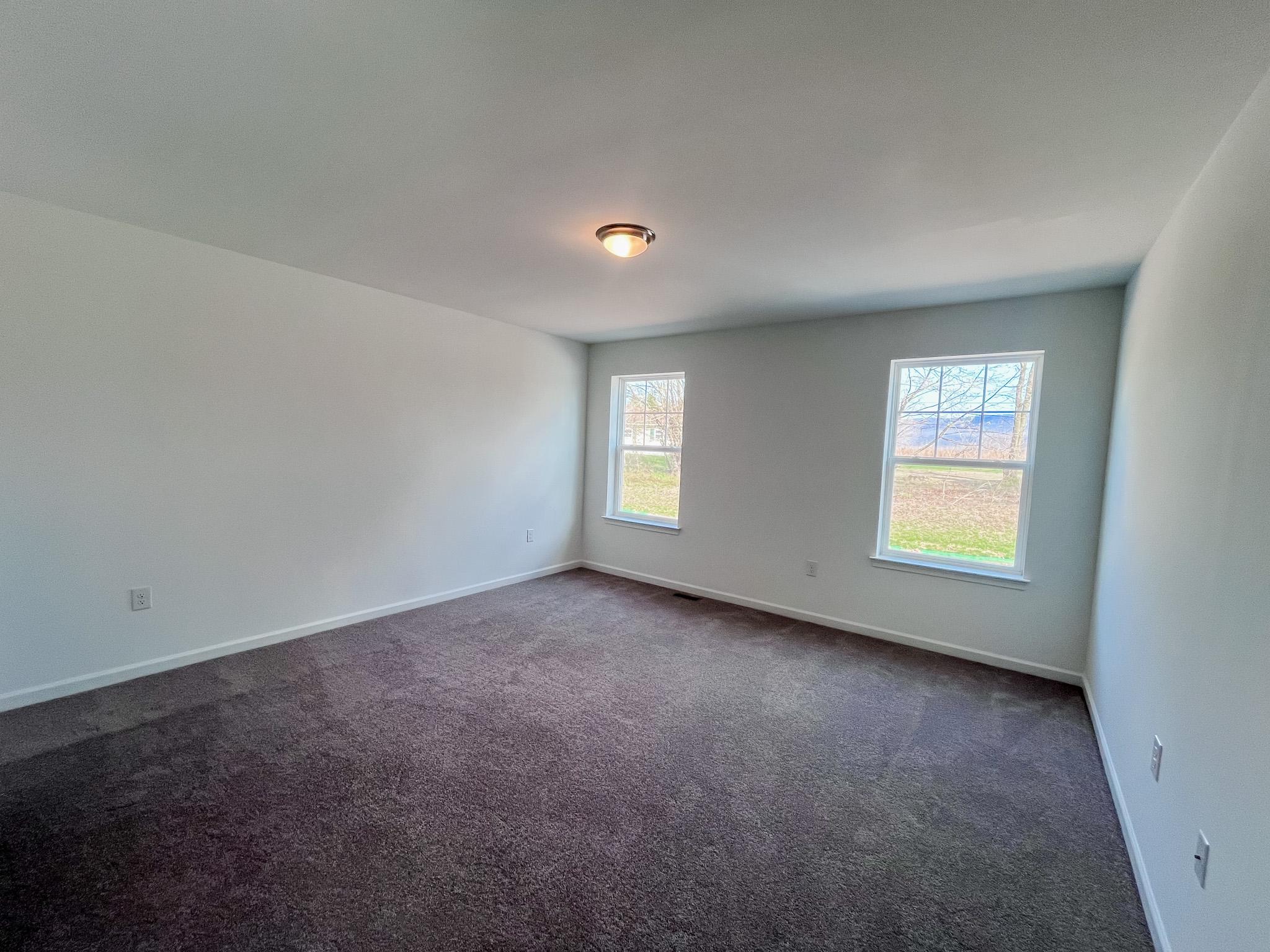 STONE MILL ESTATES - Residential