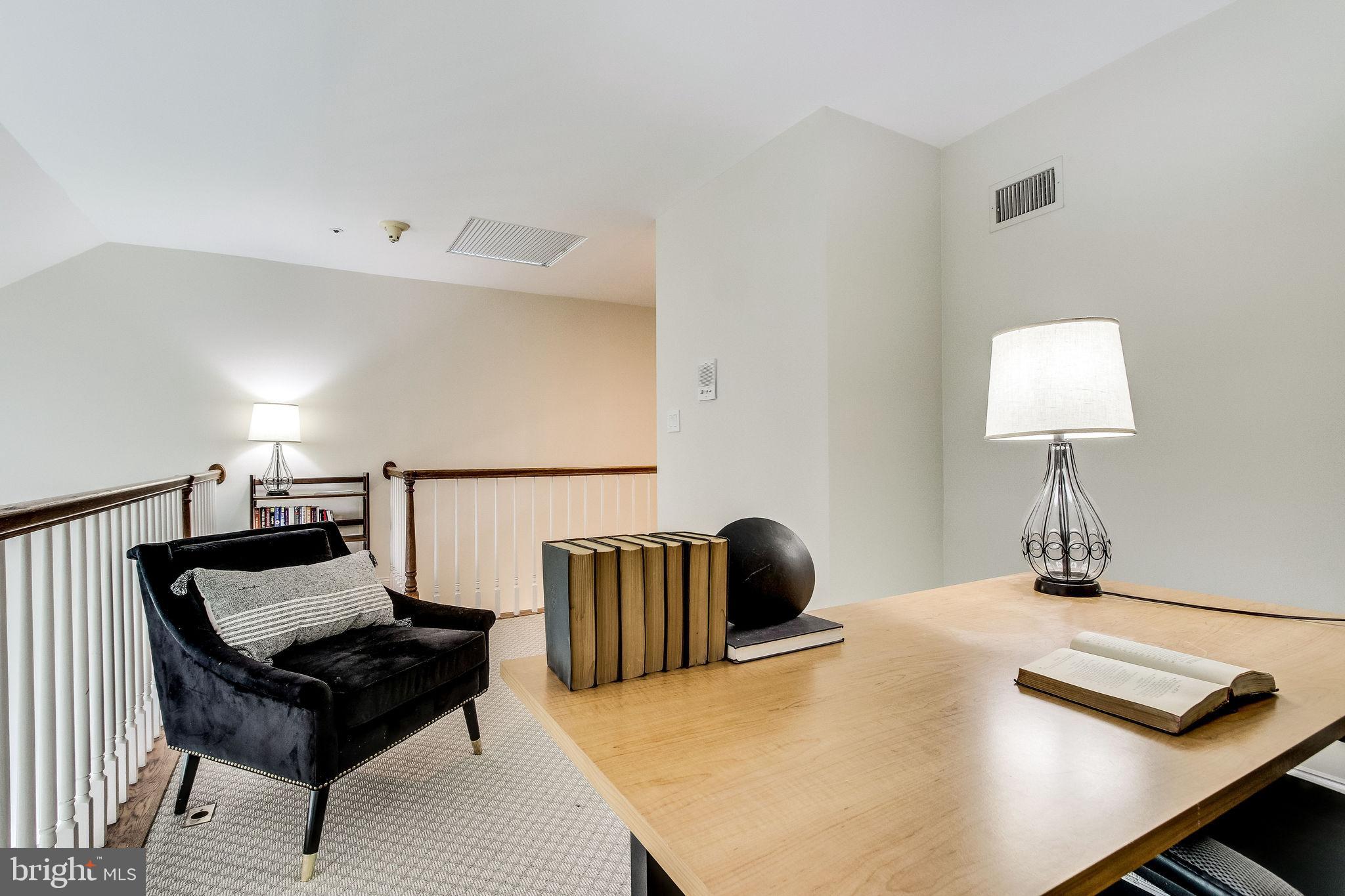 HARBORSIDE - Residential