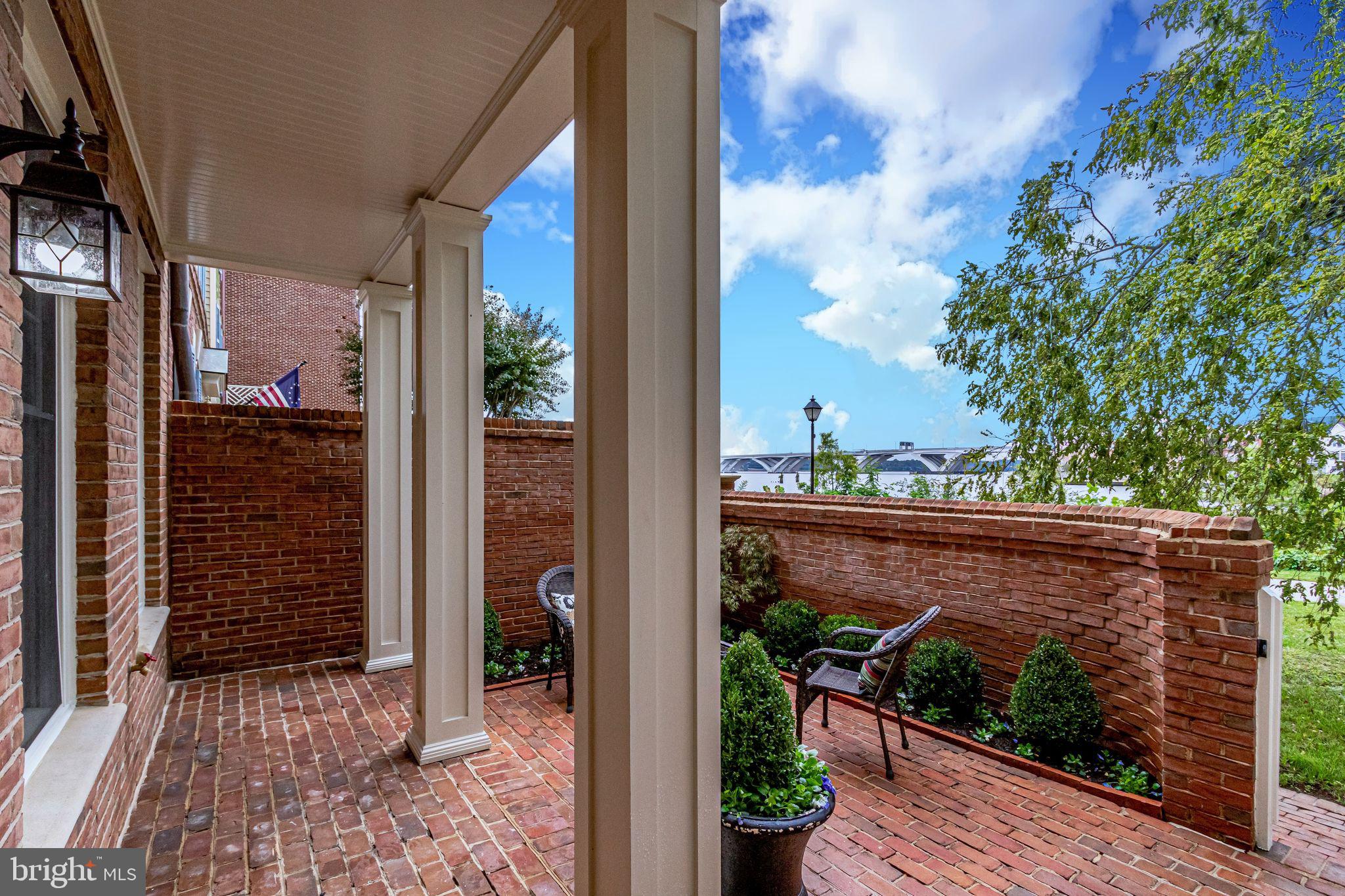 HARBORSIDE - Residential