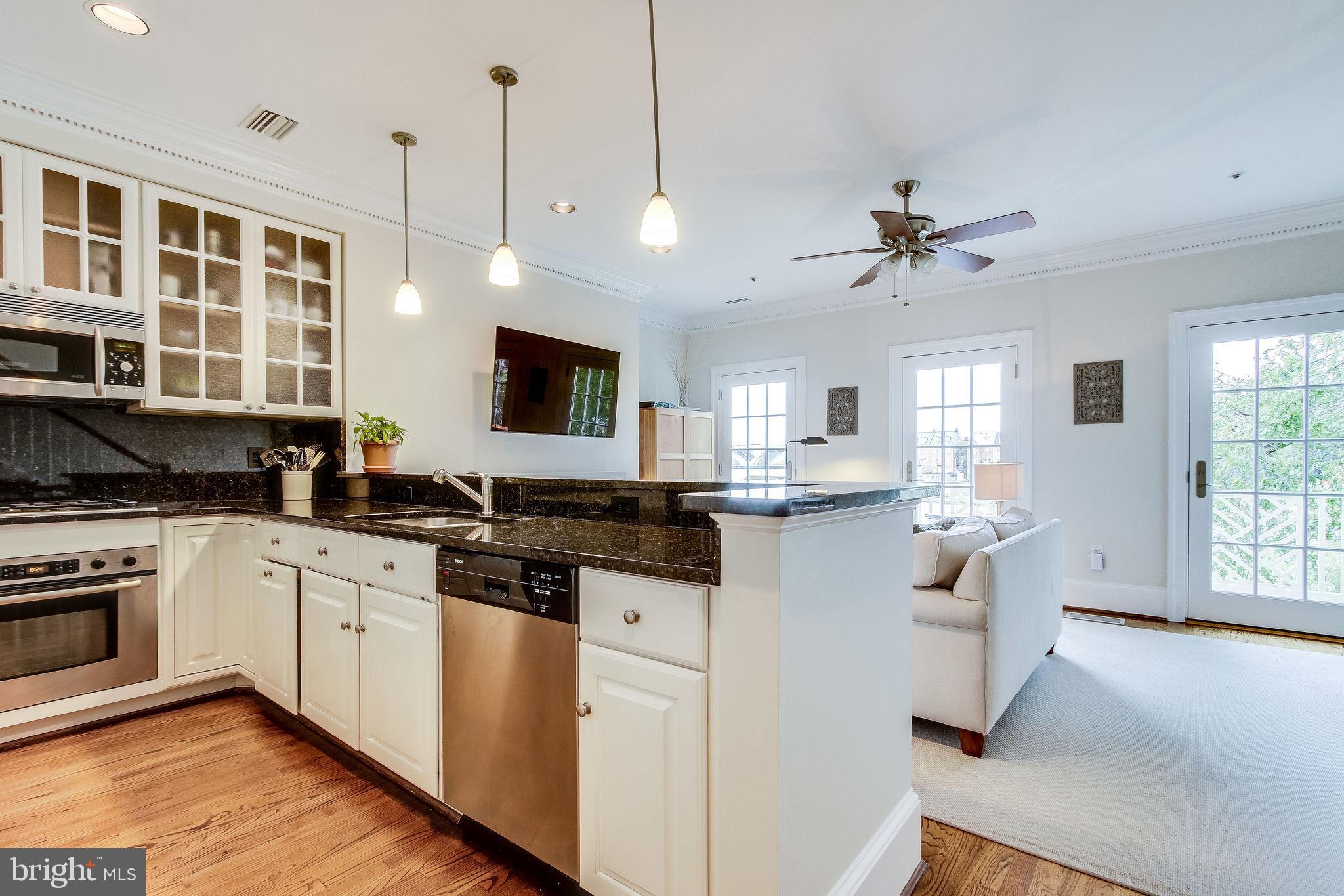 HARBORSIDE - Residential