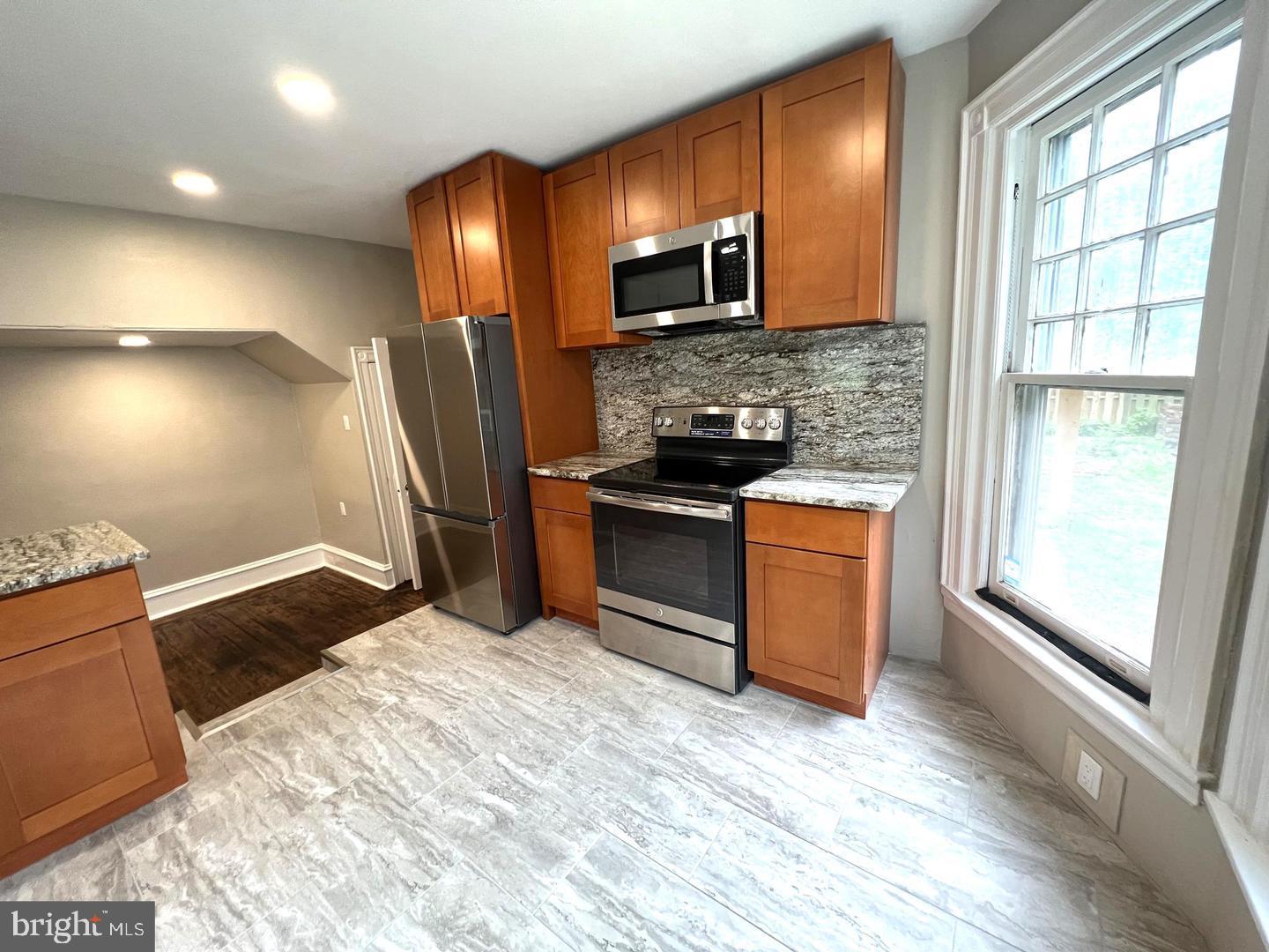 GERMANTOWN (WEST) - Residential Lease