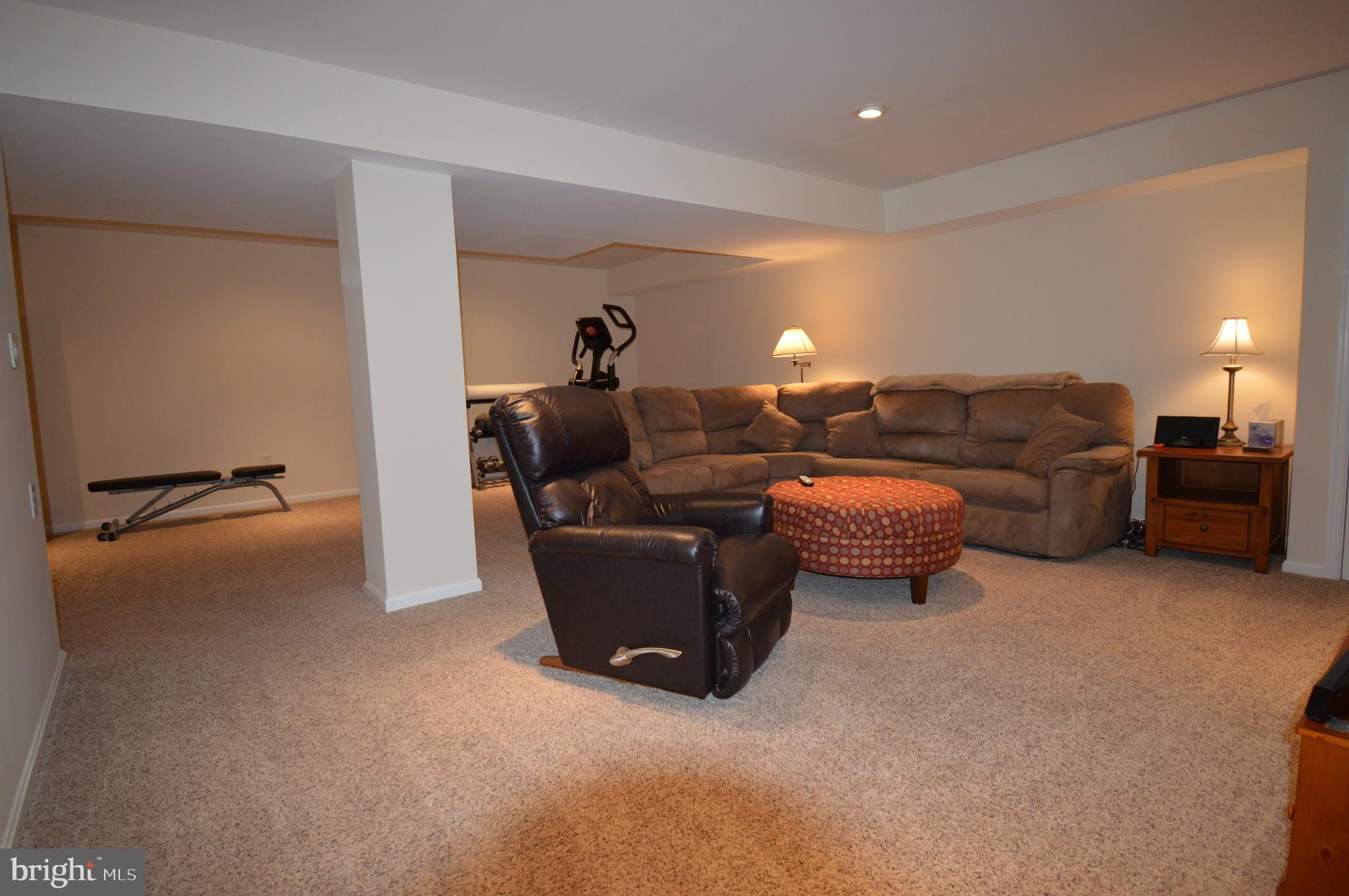 ROBINSON PLACE - Residential