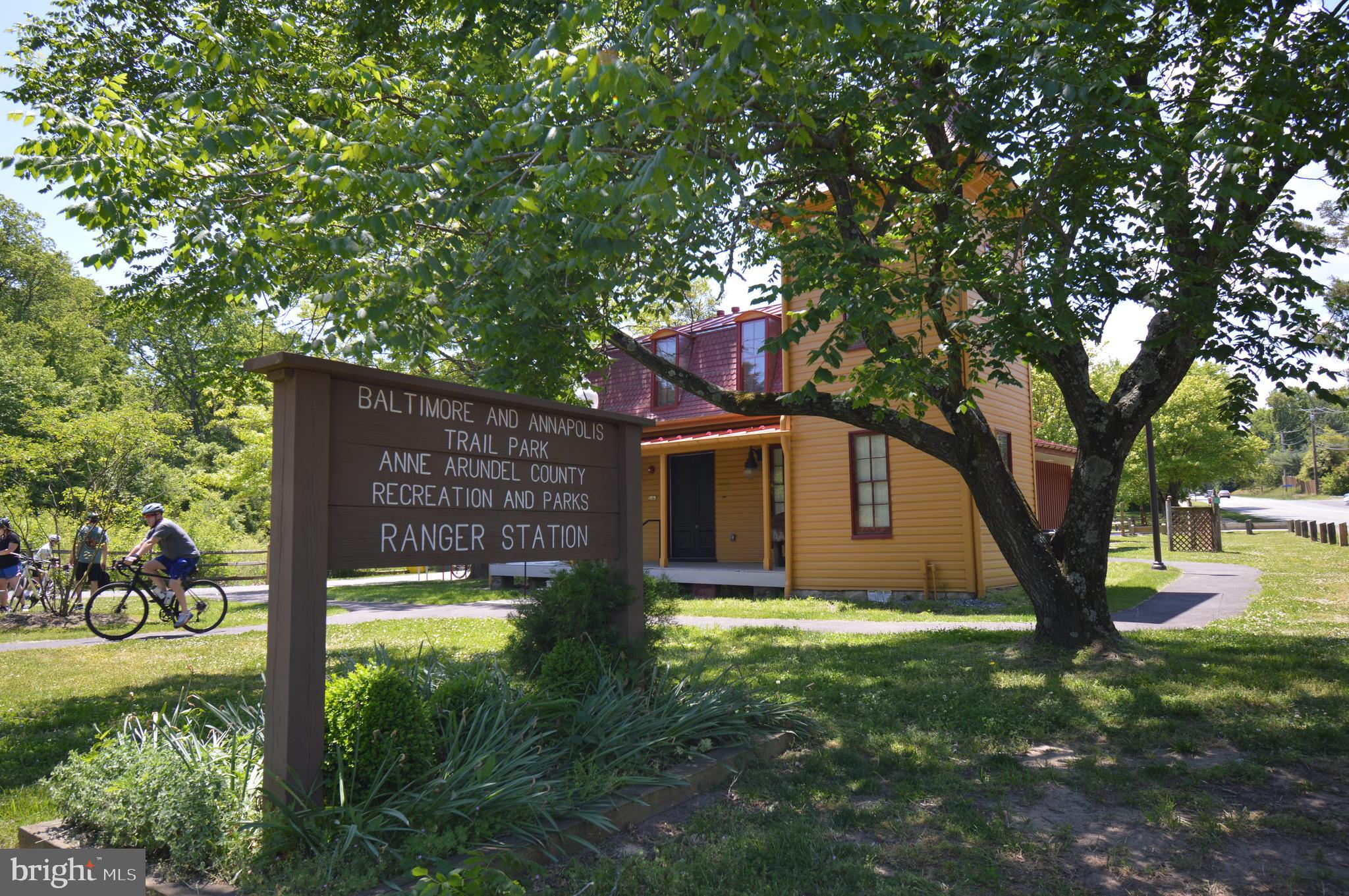 ROBINSON PLACE - Residential