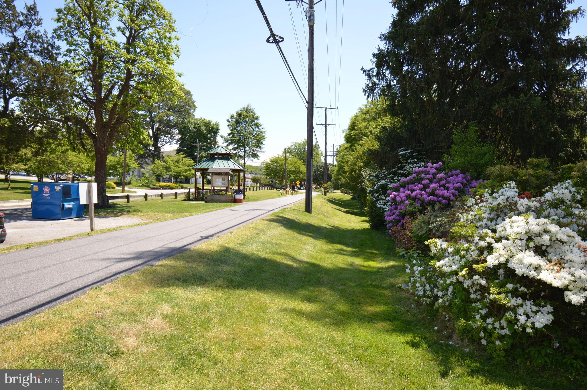 ROBINSON PLACE - Residential
