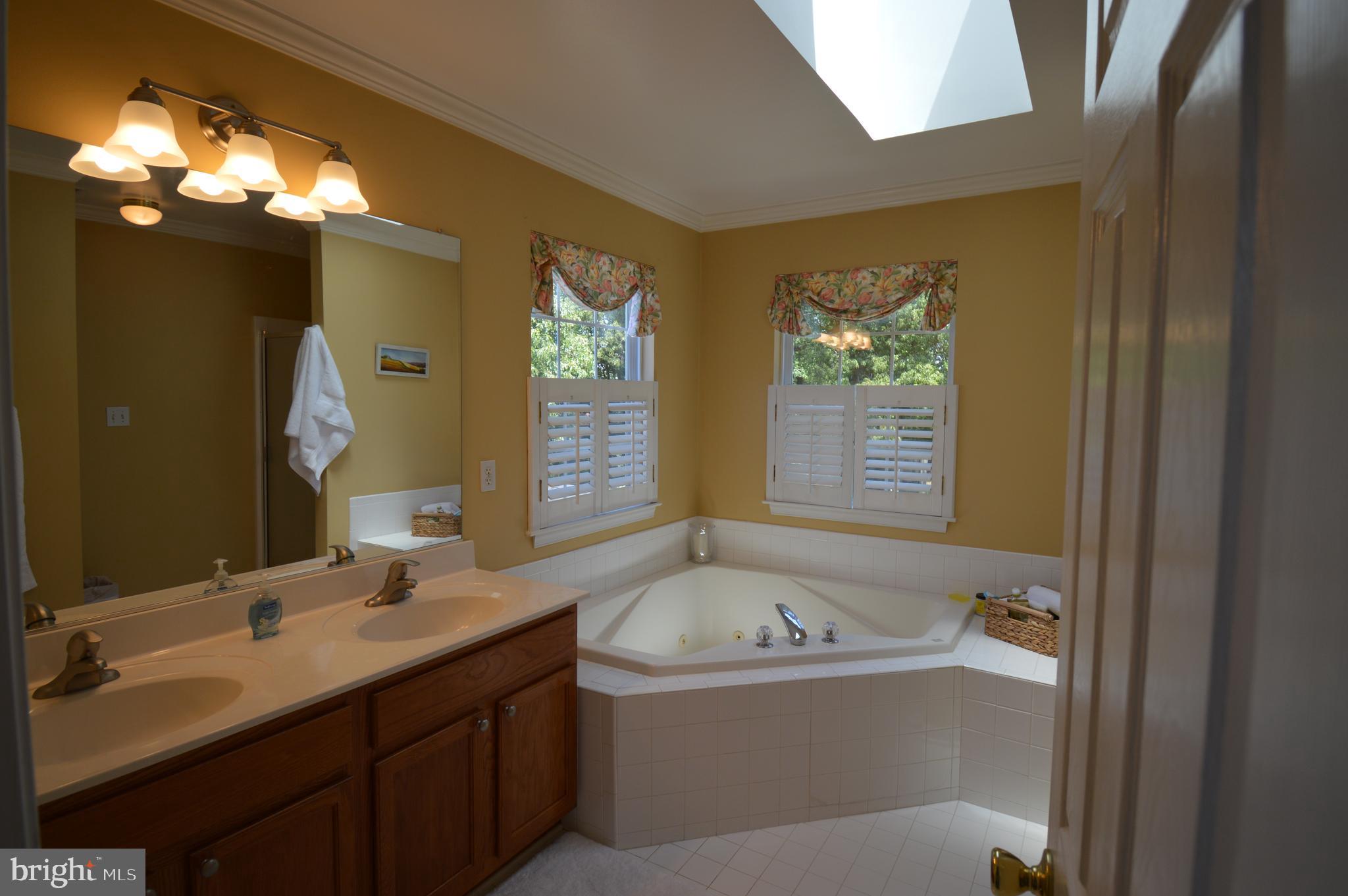 ROBINSON PLACE - Residential