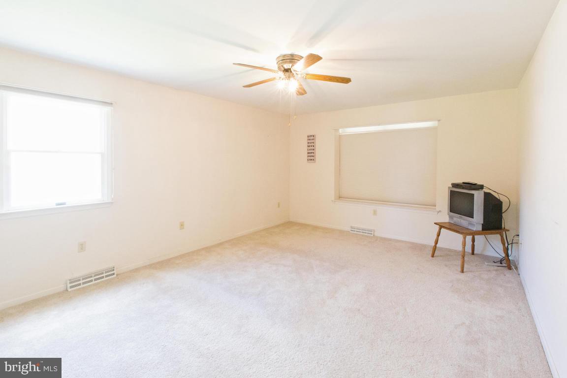 DENVER HEIGHTS - Residential