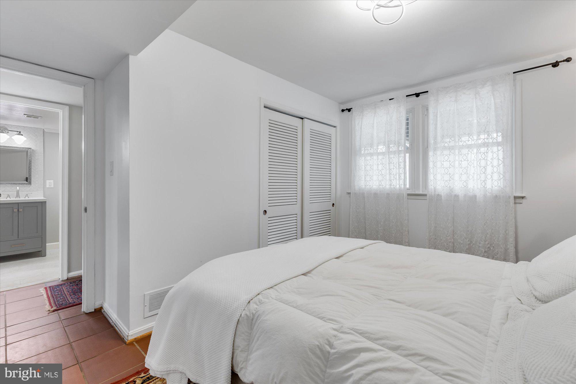 POTOMAC HILLS - Residential