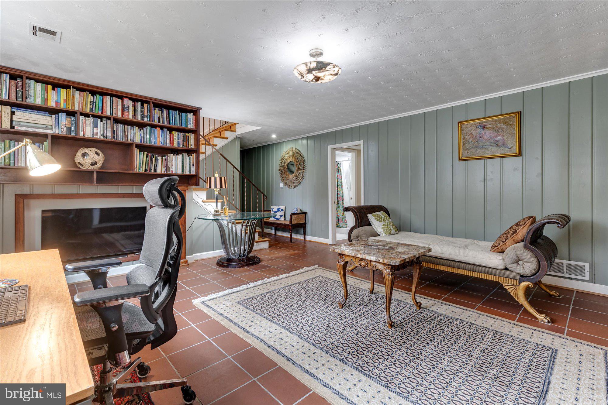 POTOMAC HILLS - Residential