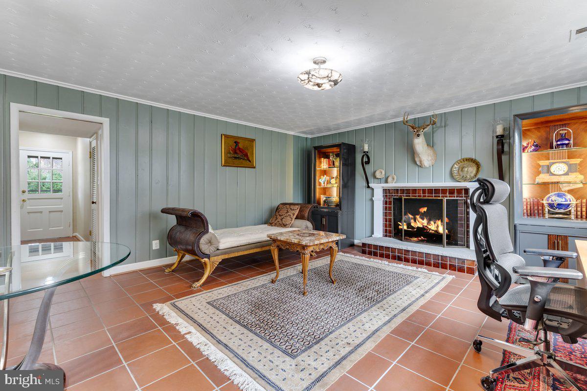 POTOMAC HILLS - Residential