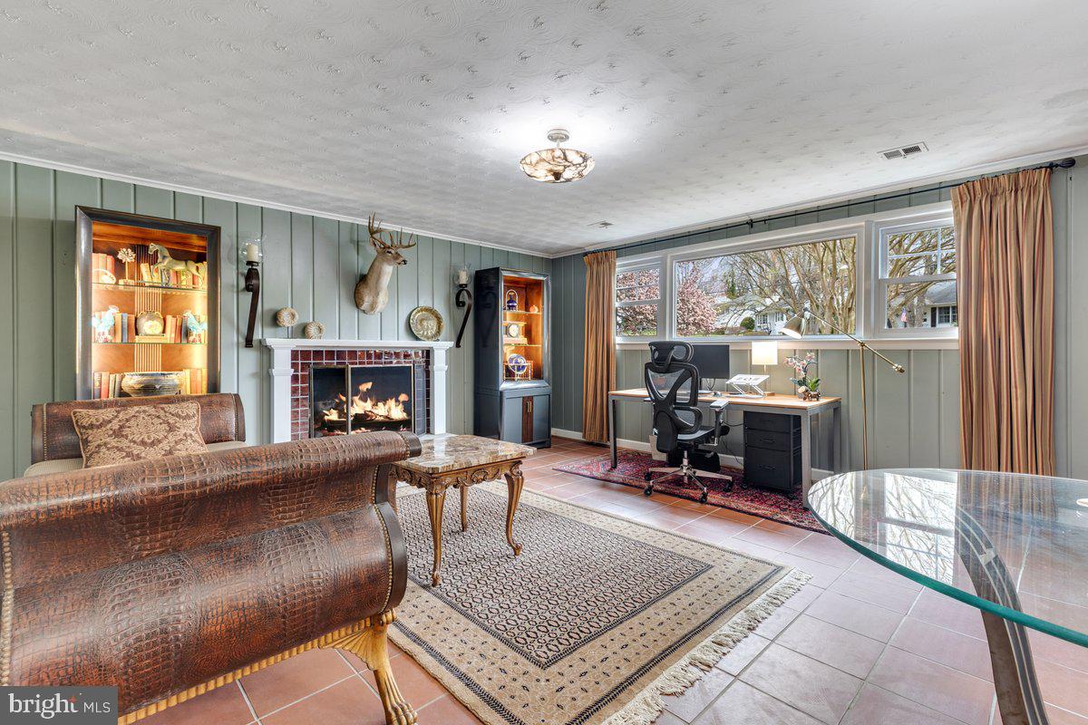 POTOMAC HILLS - Residential