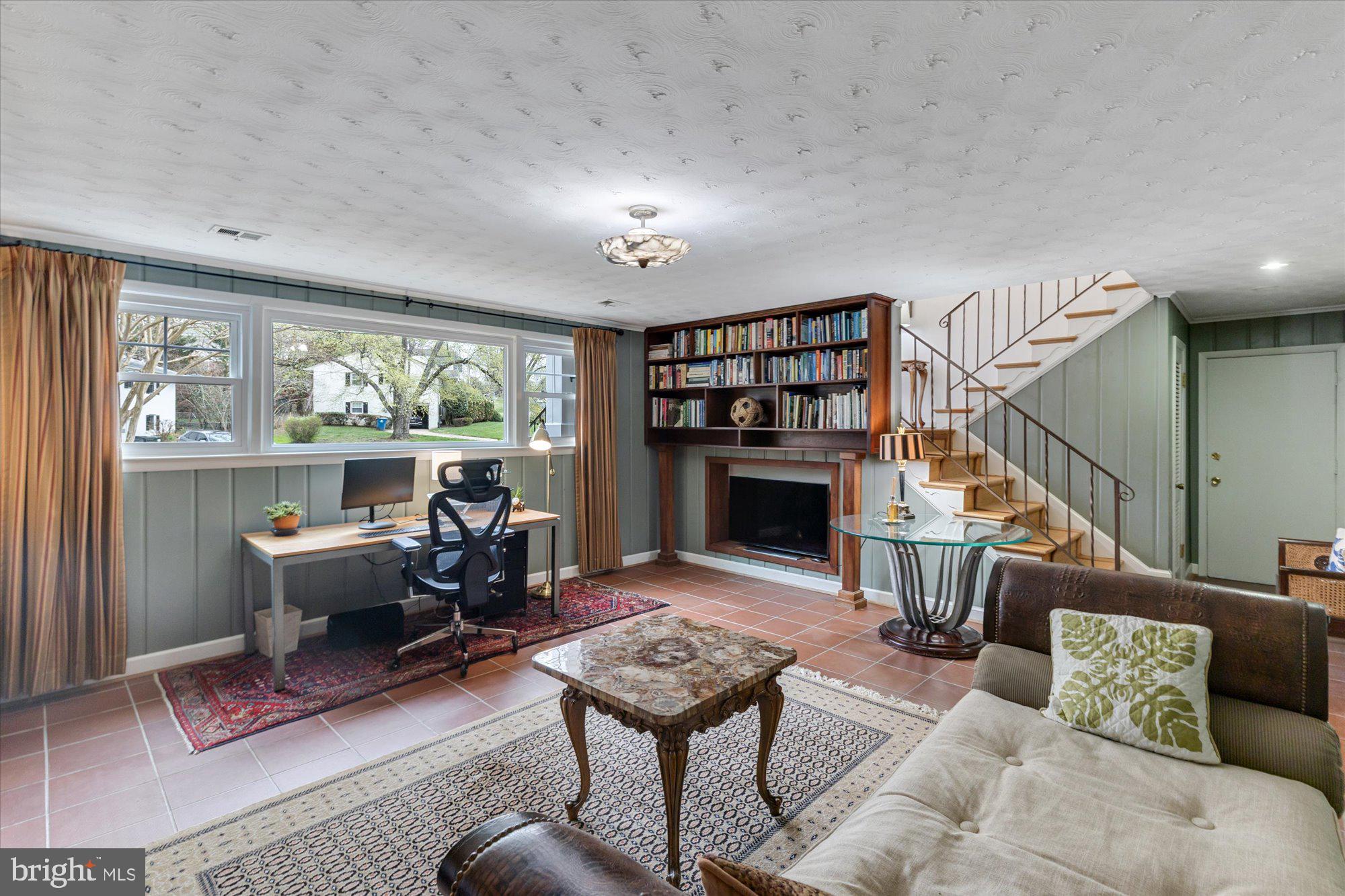 POTOMAC HILLS - Residential