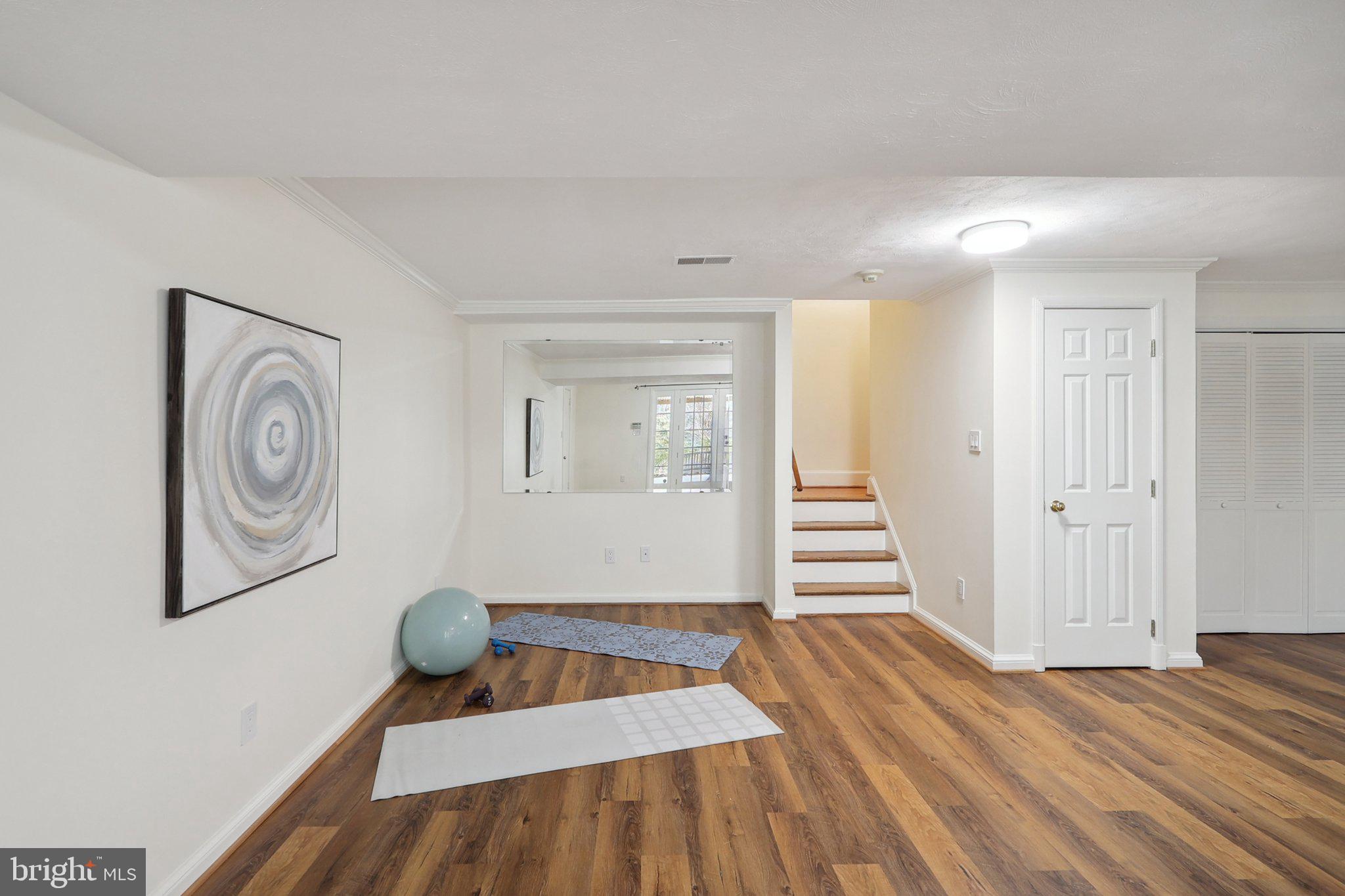 BELLEVUE FOREST - Residential