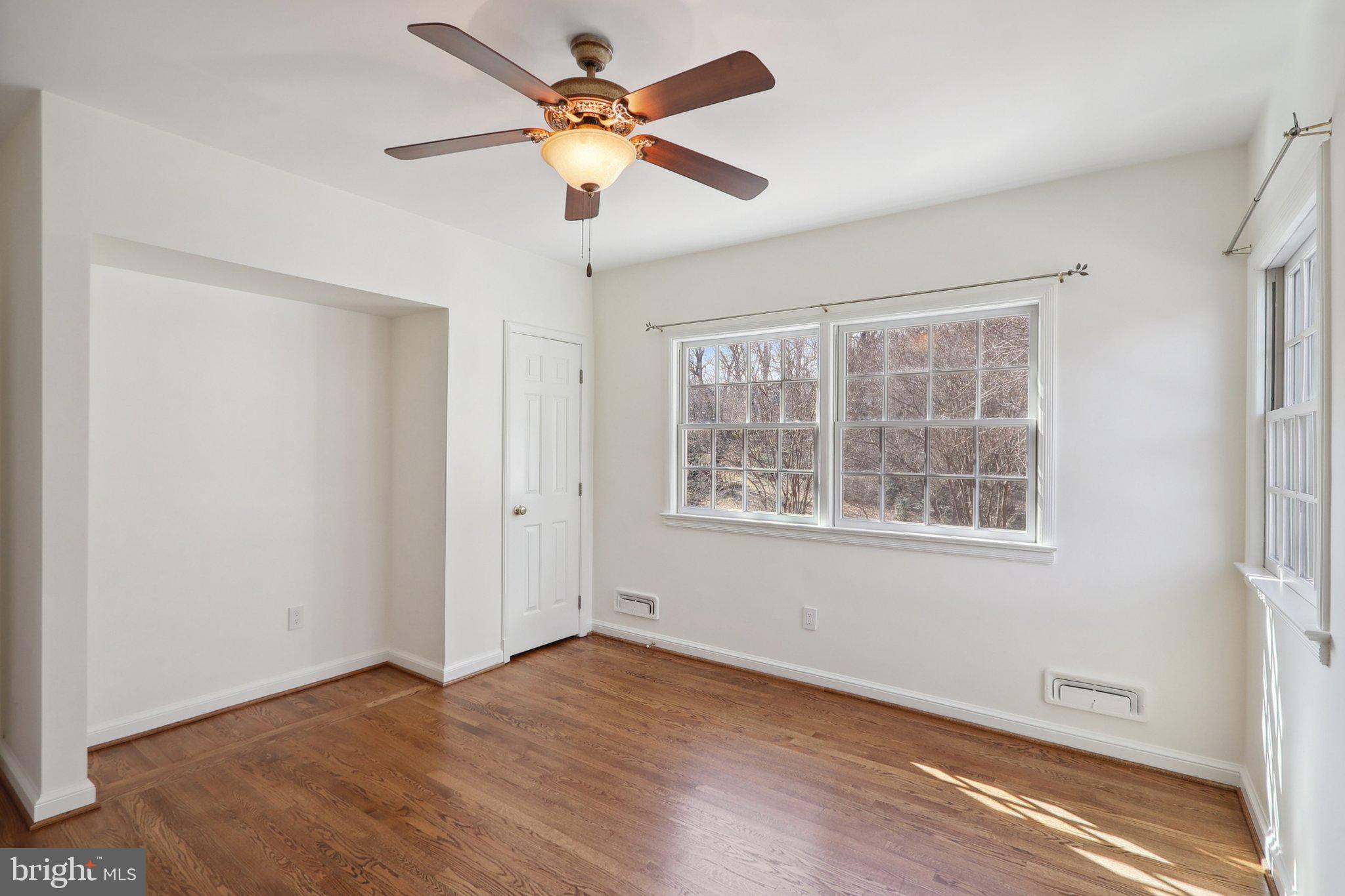 BELLEVUE FOREST - Residential