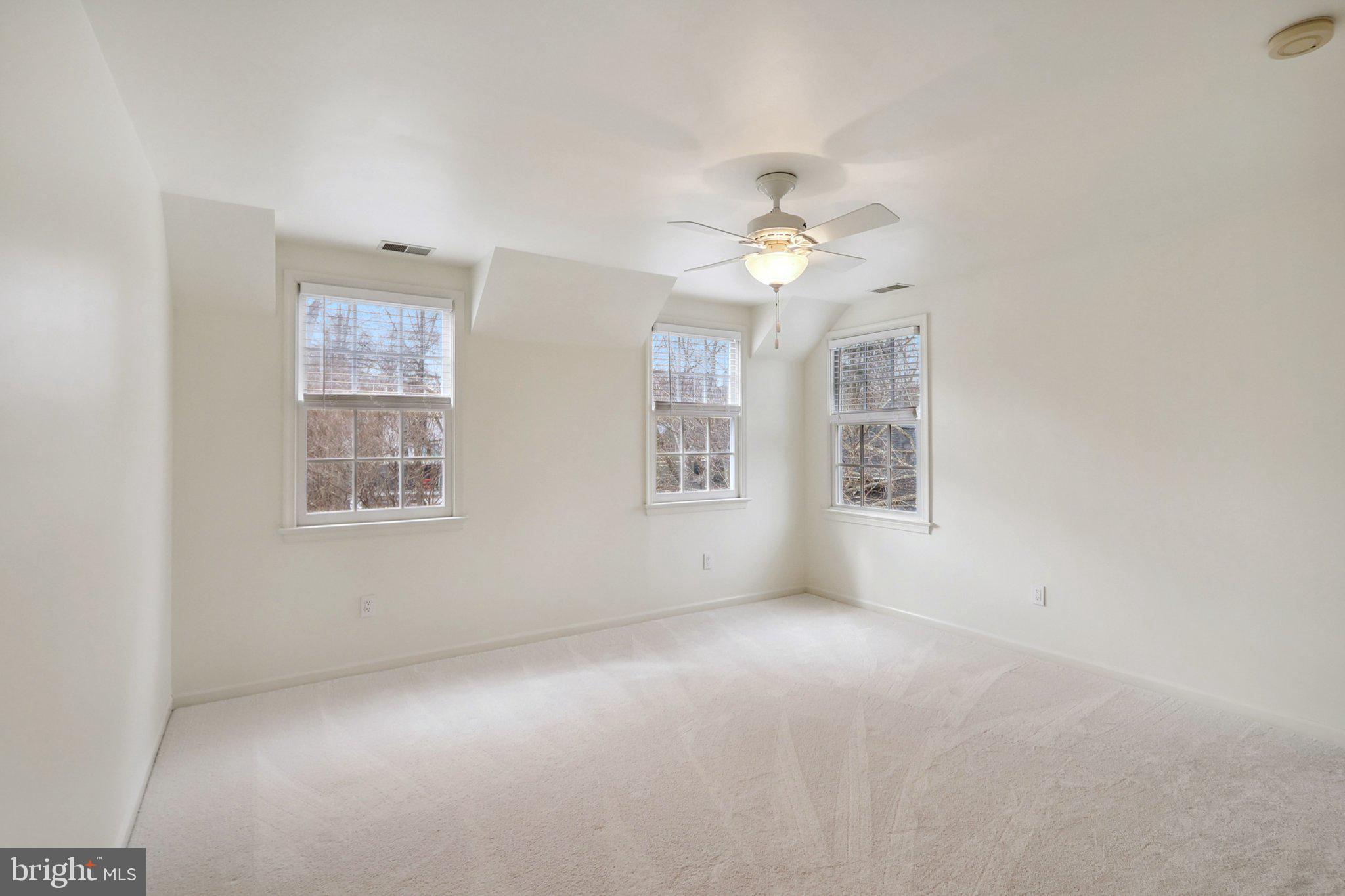 BELLEVUE FOREST - Residential