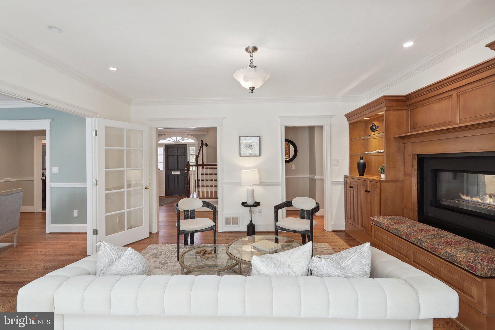 BELLEVUE FOREST - Residential