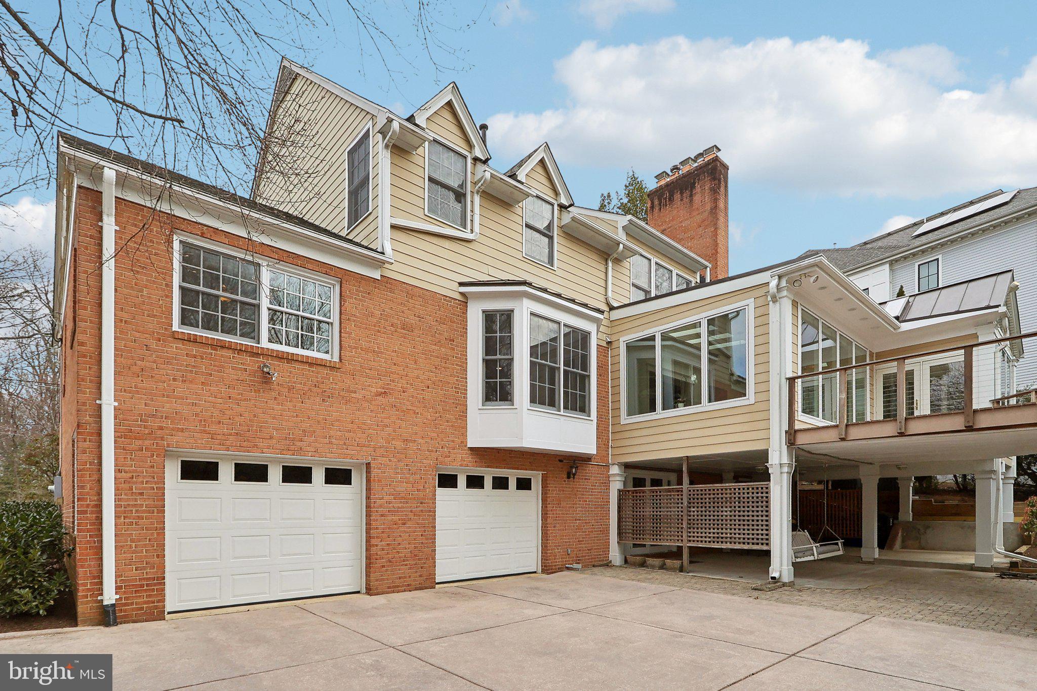 BELLEVUE FOREST - Residential