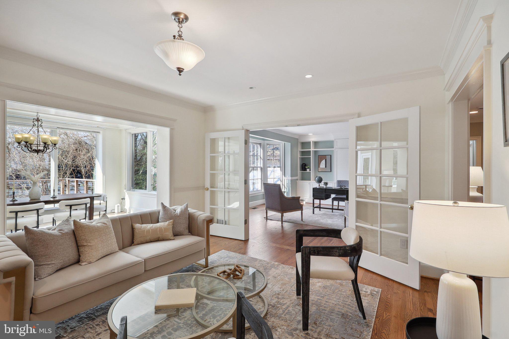 BELLEVUE FOREST - Residential