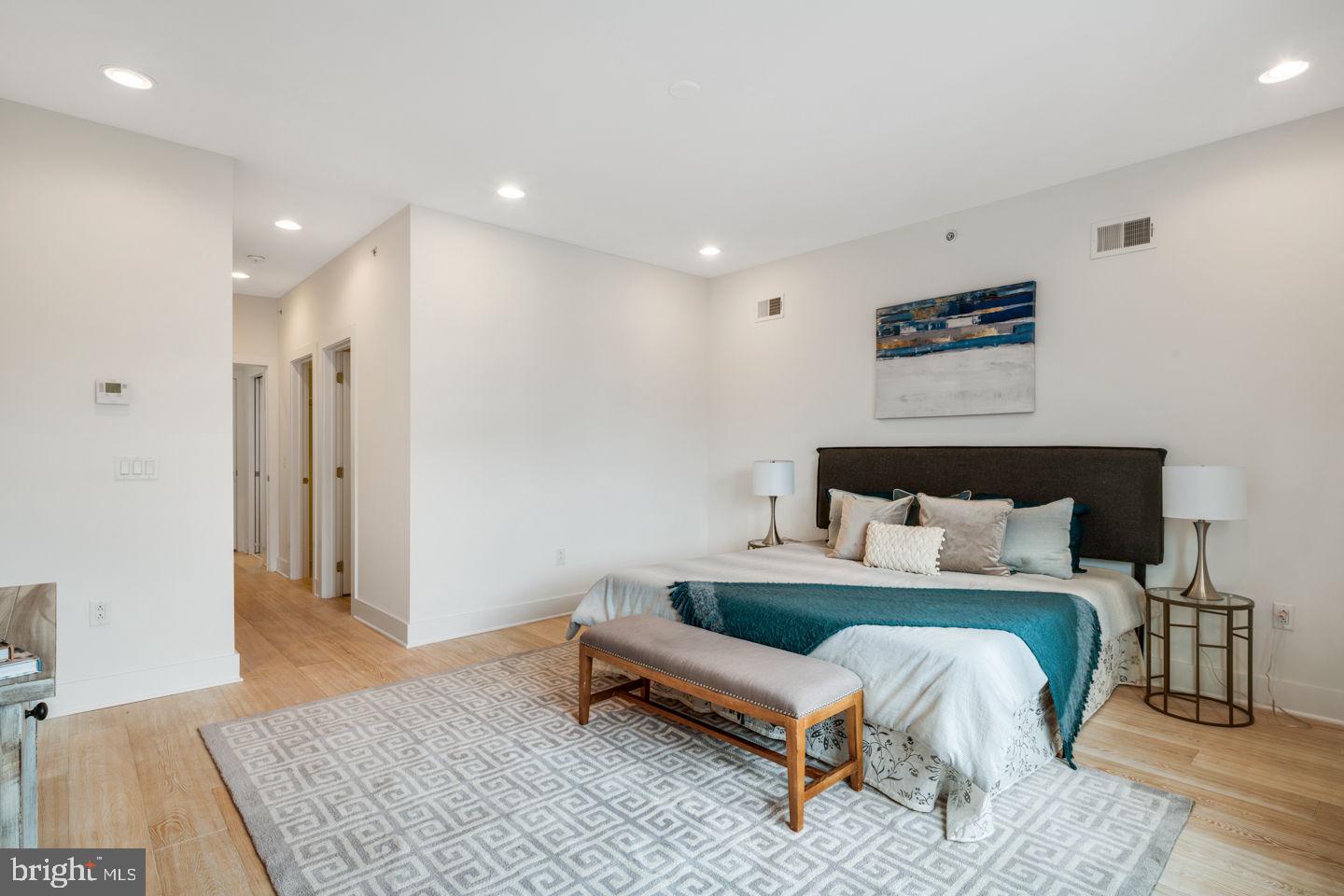 BELLA VISTA - Residential