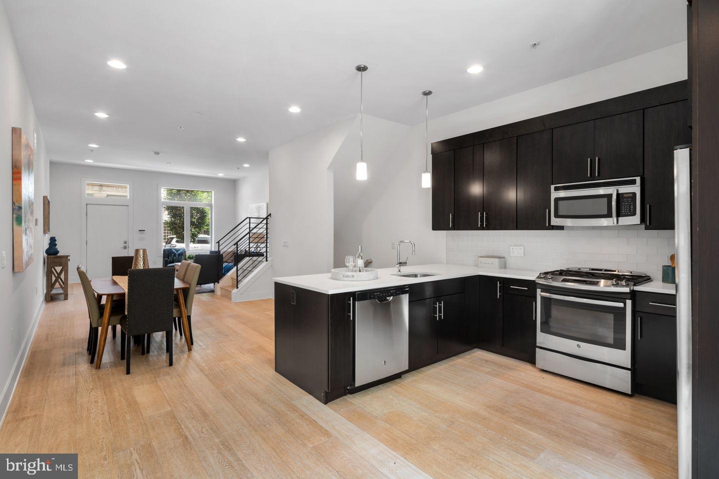 BELLA VISTA - Residential