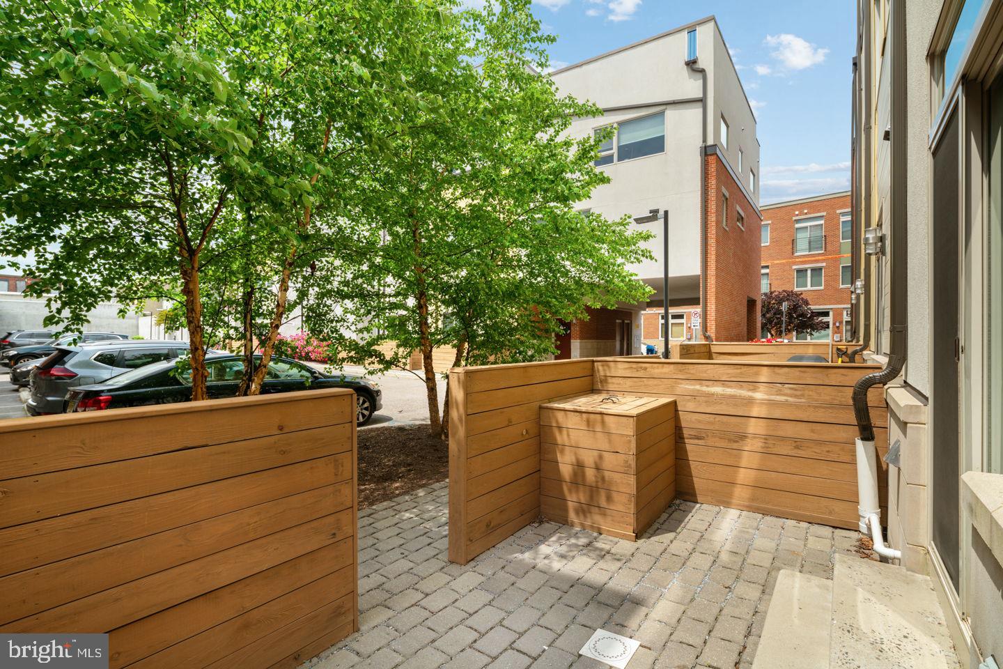 BELLA VISTA - Residential