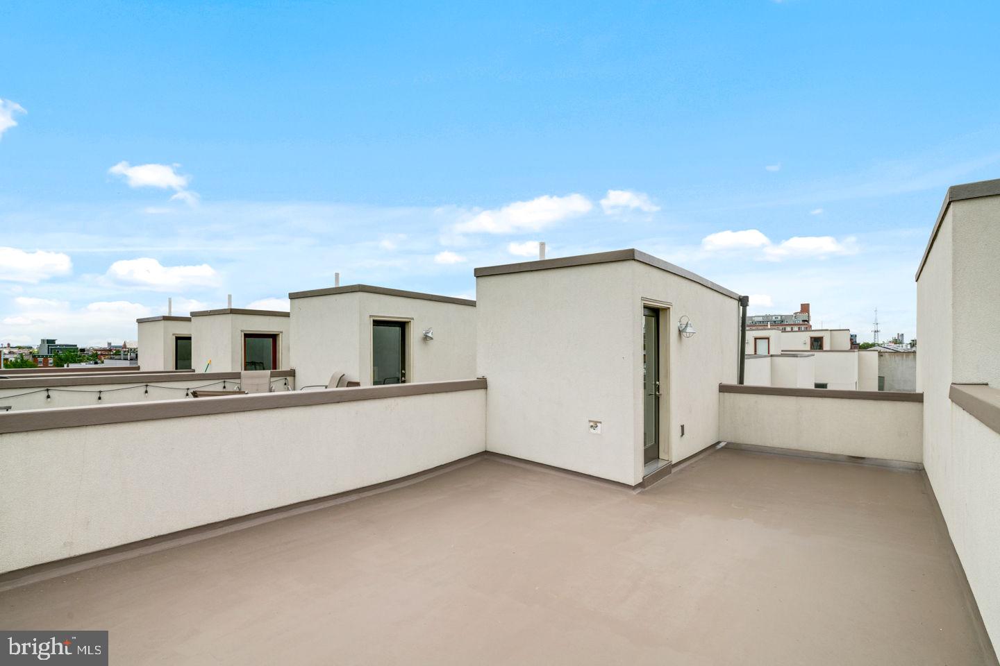 BELLA VISTA - Residential