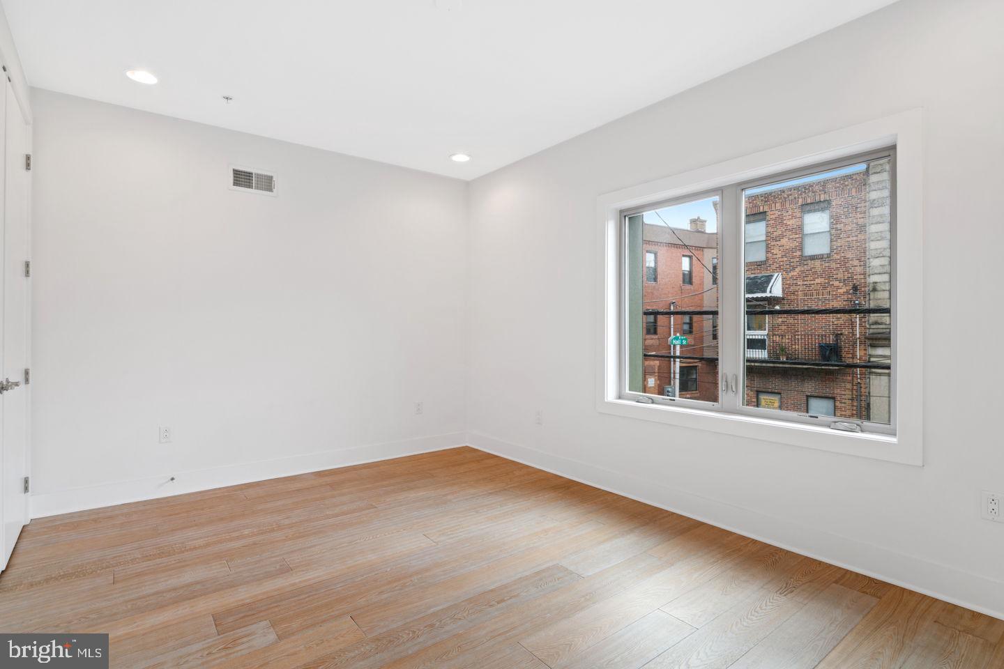 BELLA VISTA - Residential