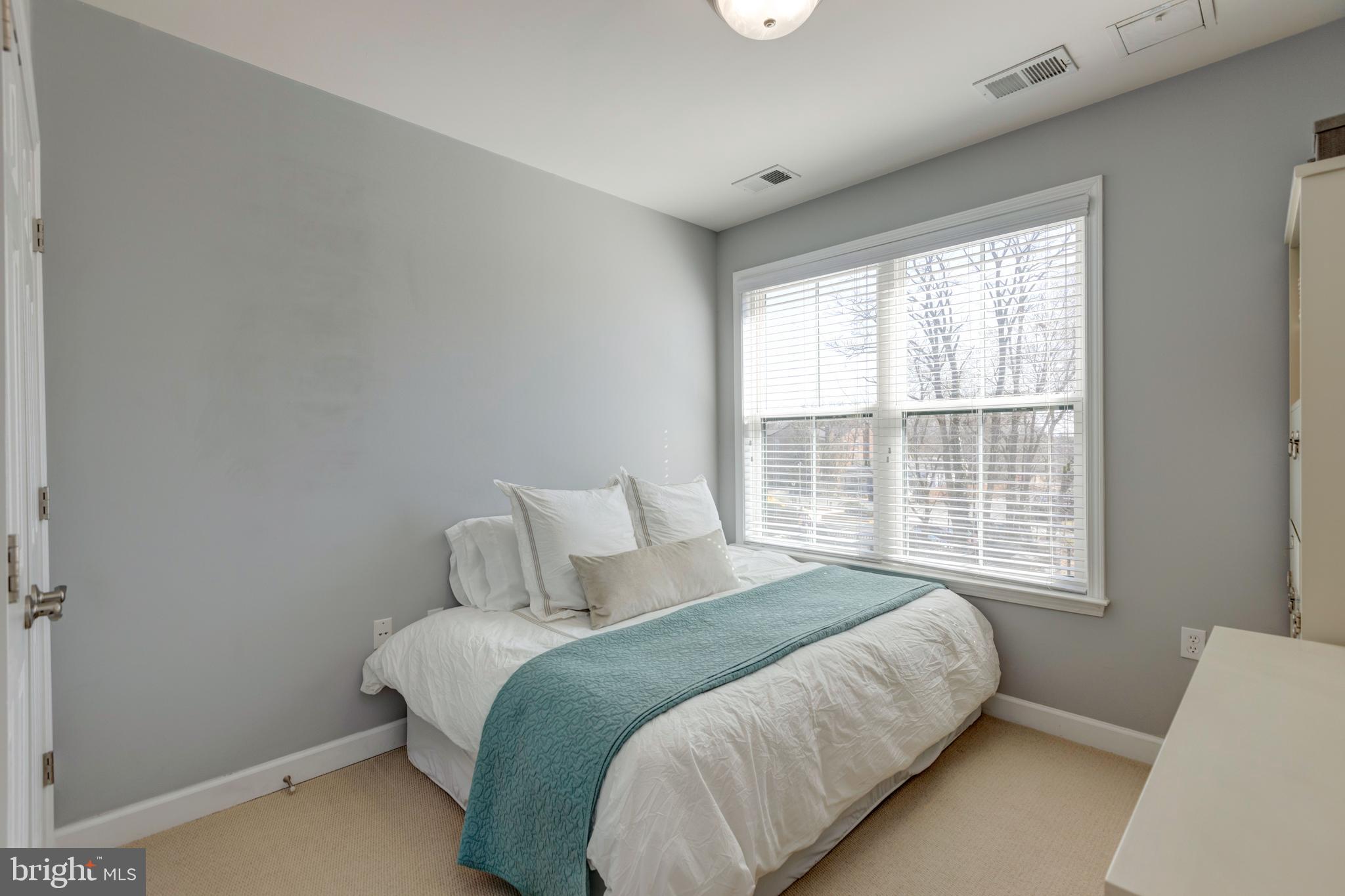 DOMINION HEIGHTS - Residential