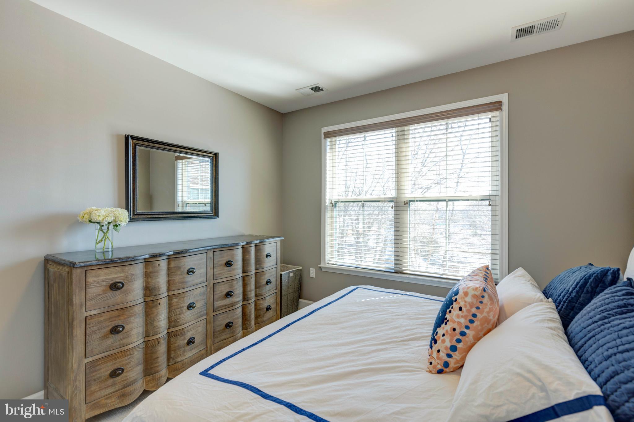 DOMINION HEIGHTS - Residential