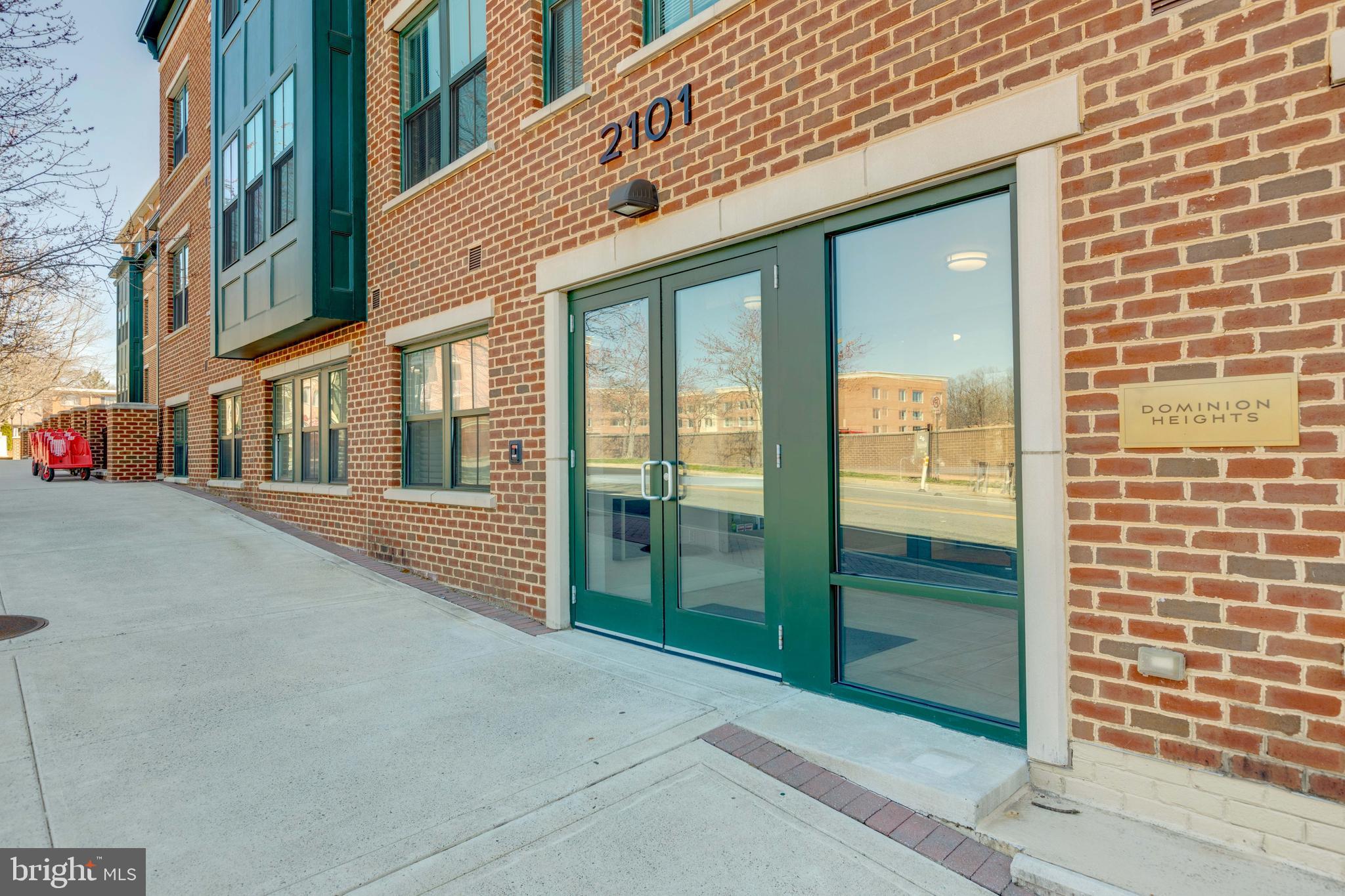 DOMINION HEIGHTS - Residential