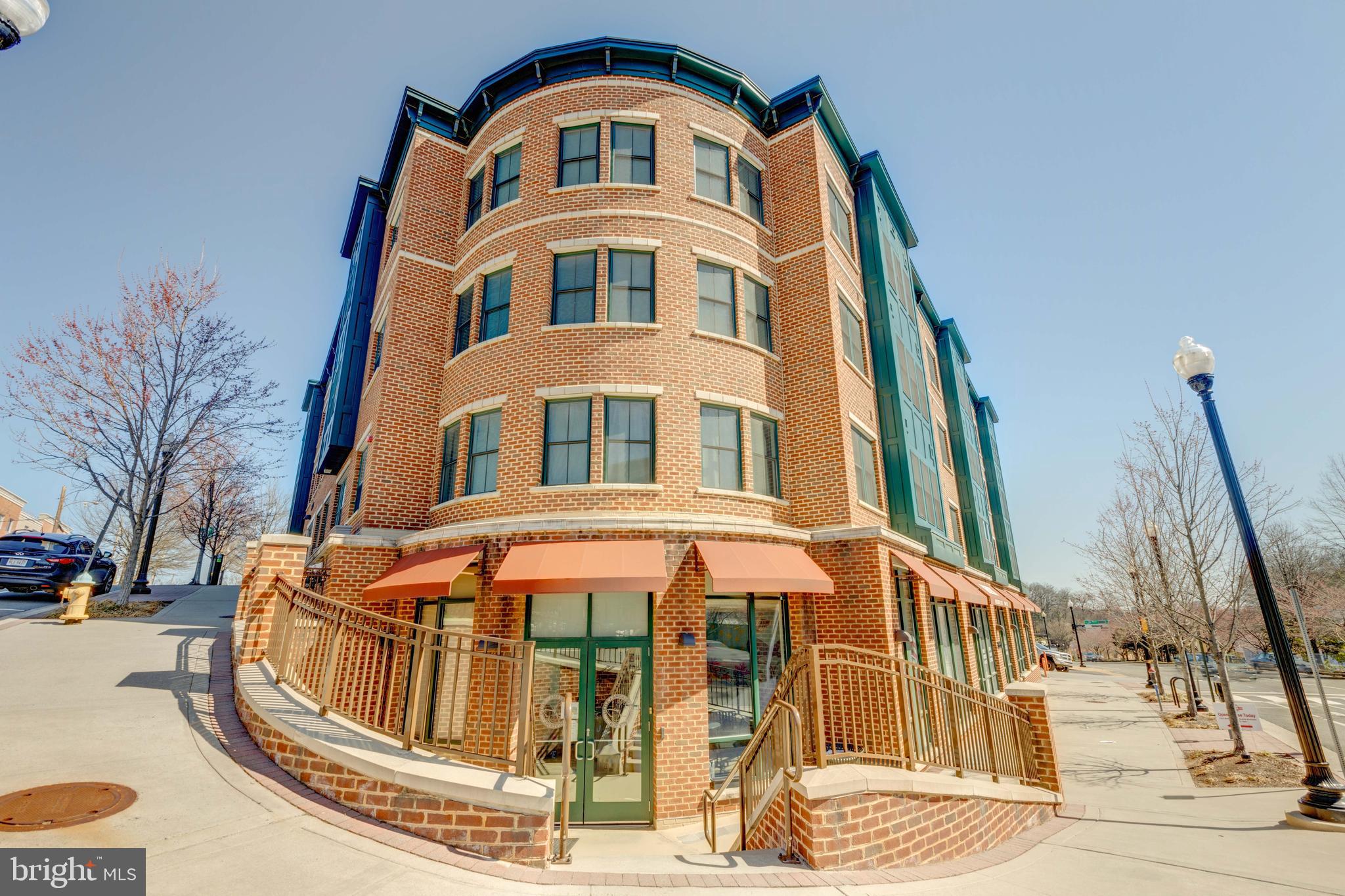 DOMINION HEIGHTS - Residential