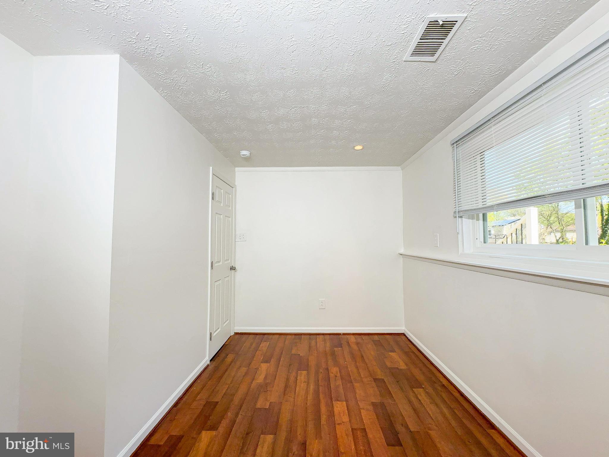 PROSPECT KNOLLS - Residential