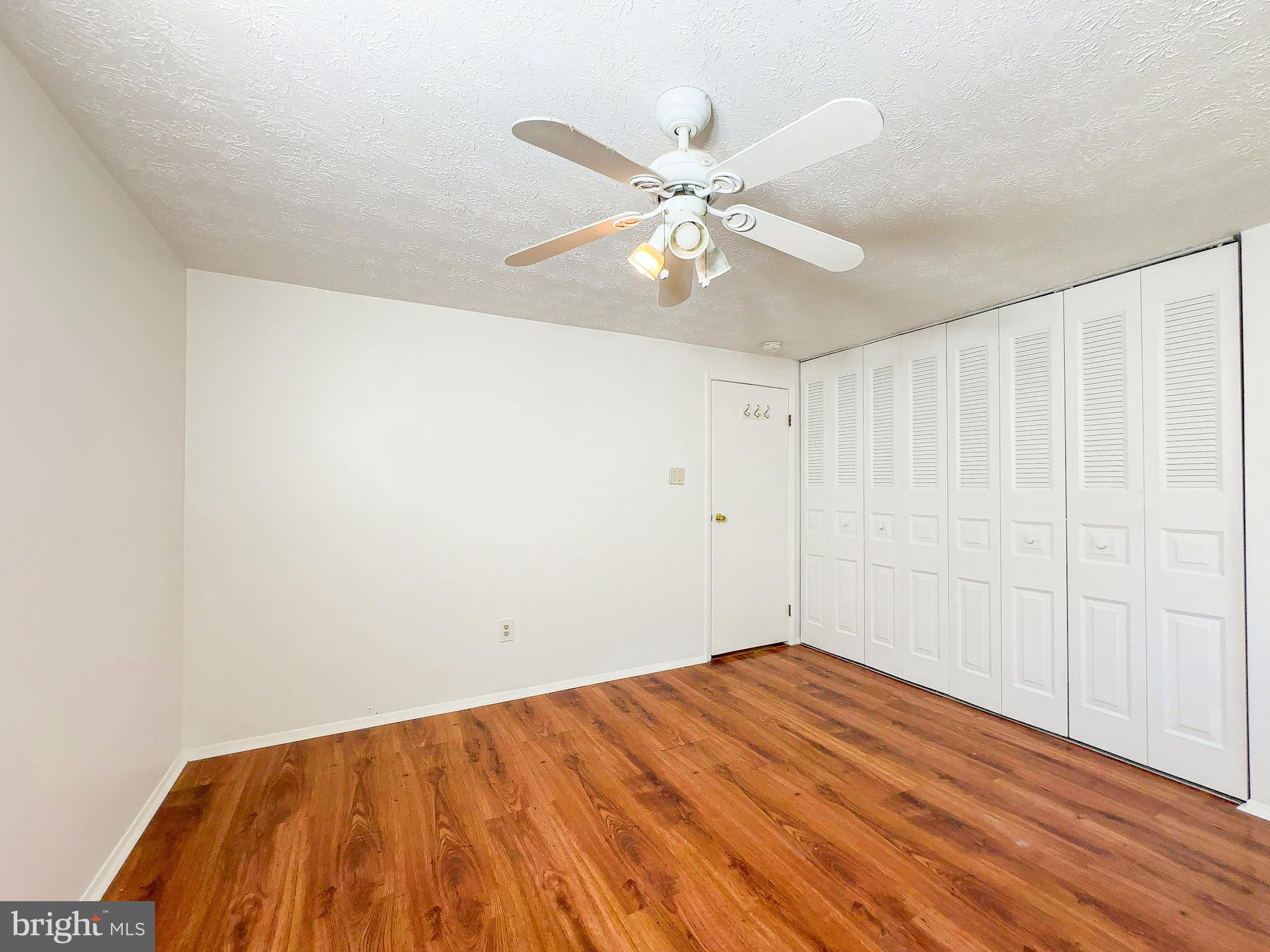 PROSPECT KNOLLS - Residential