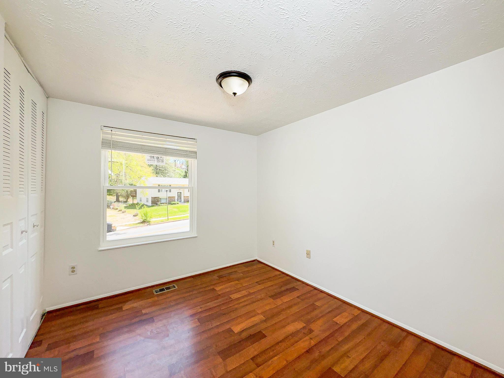 PROSPECT KNOLLS - Residential