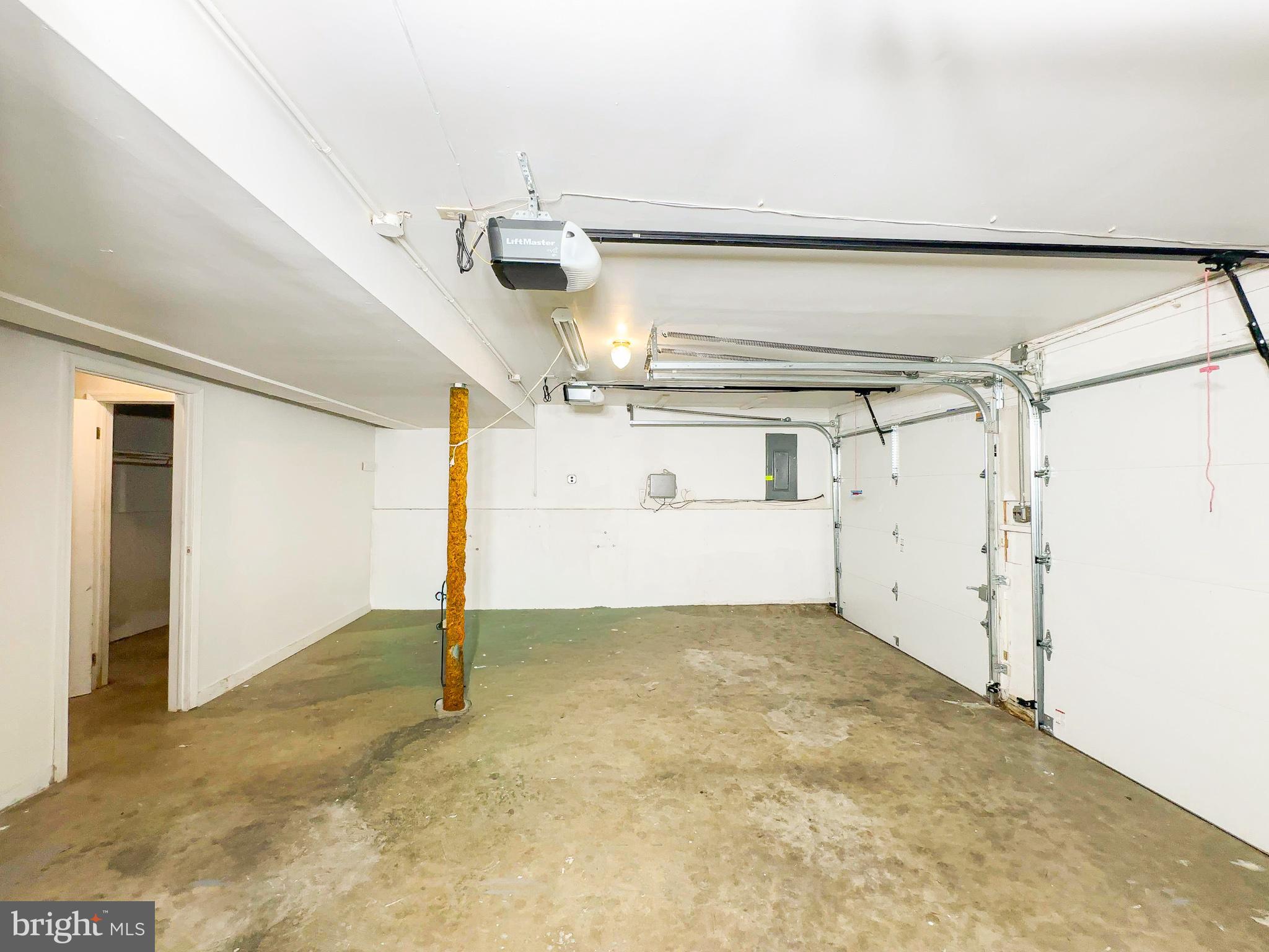 PROSPECT KNOLLS - Residential